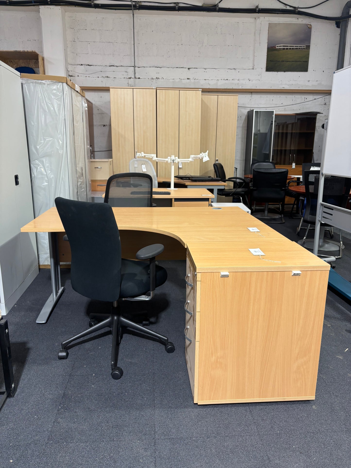16 x 12 right hand radial in beech colour with matching desk high pedestal drawers