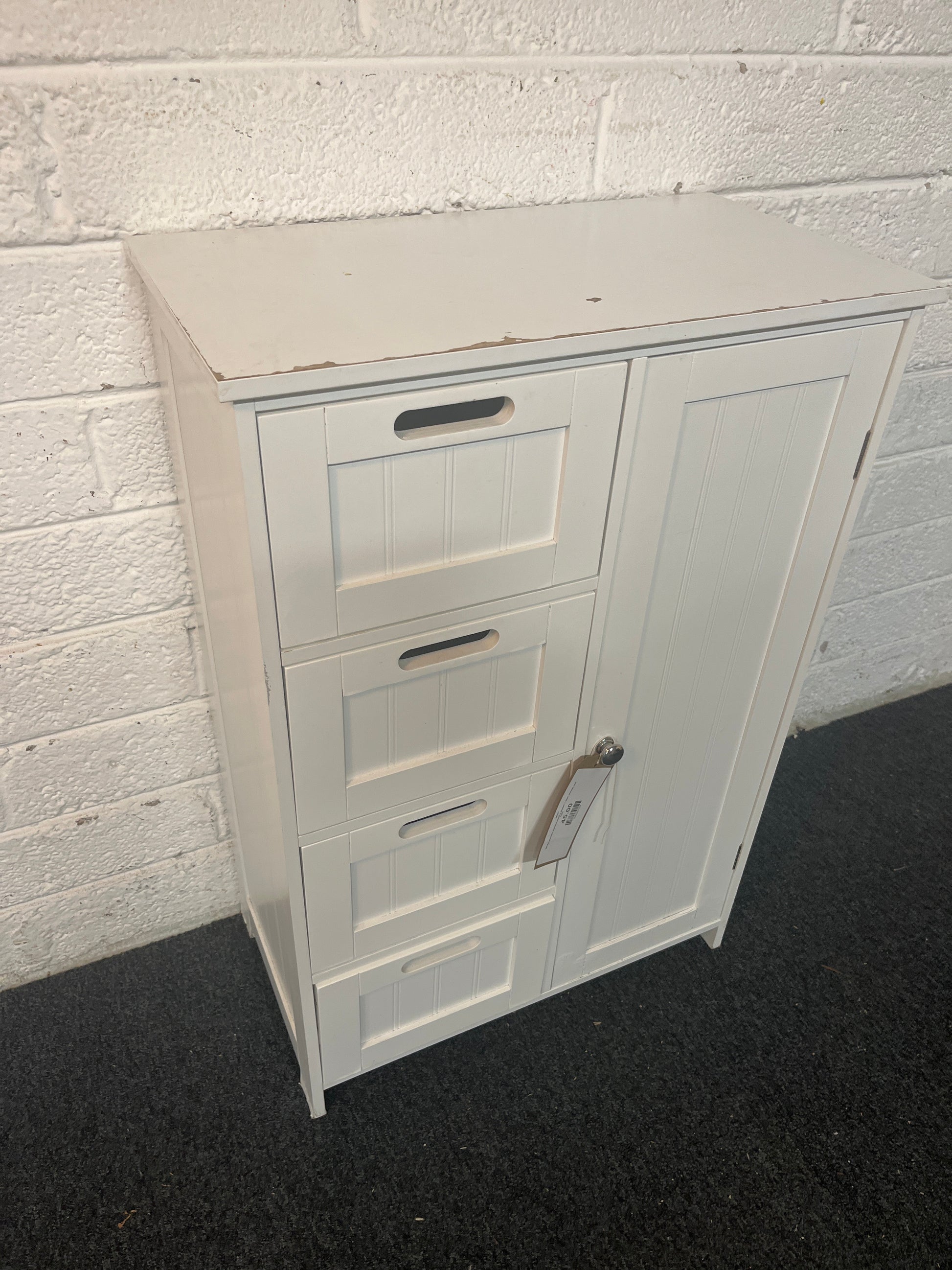 White wooden painted small 4 drawer 1 door storage unit 1325