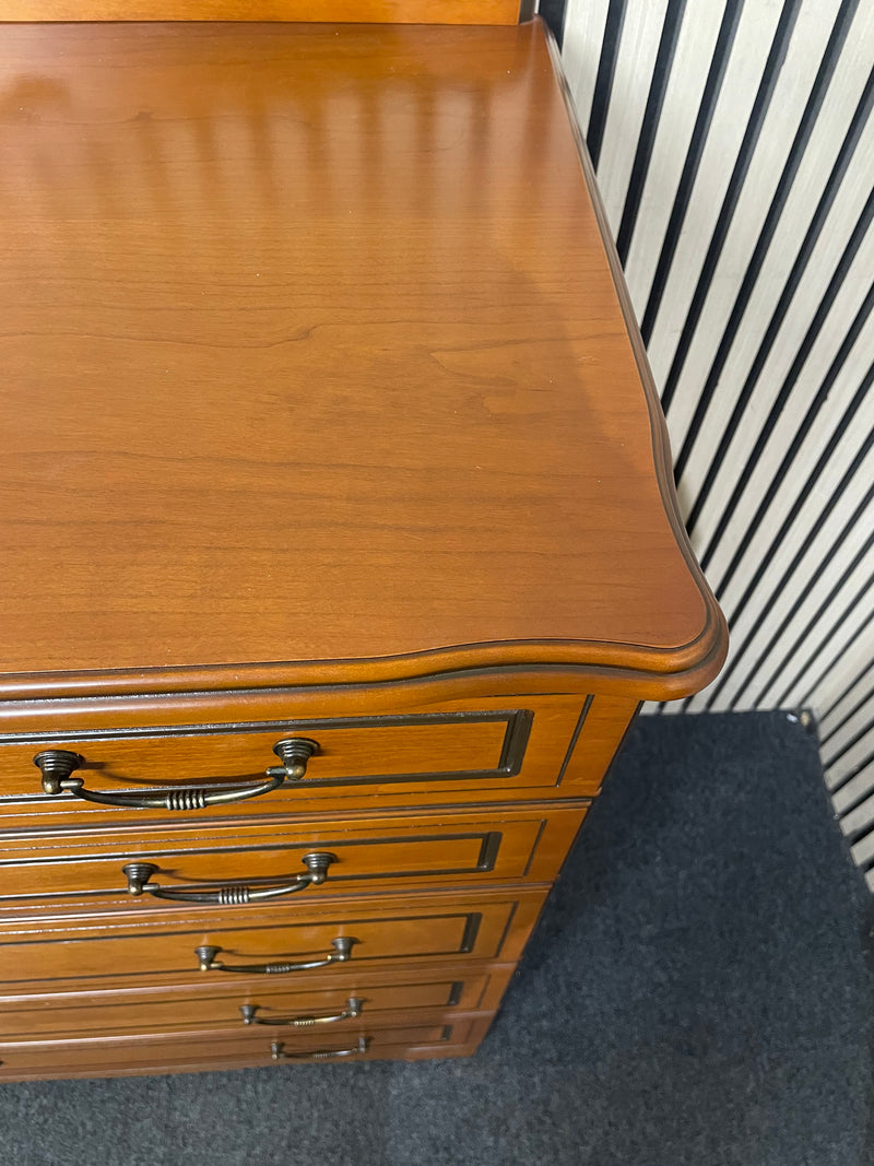 Mahogany 5 drawer chest of drawers (H 117  x W 83 x D 50 cm)  44671
