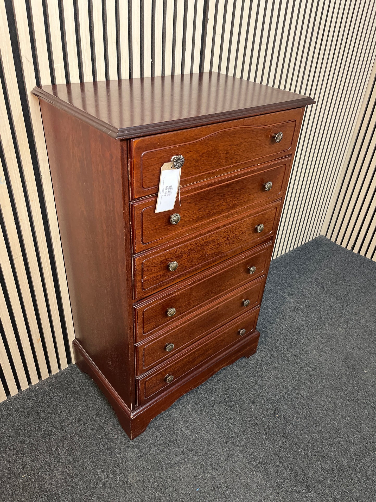 Tall Rossmore mahogany 6 drawer chest (H 108 x W 96 x D 42 cm) 43356