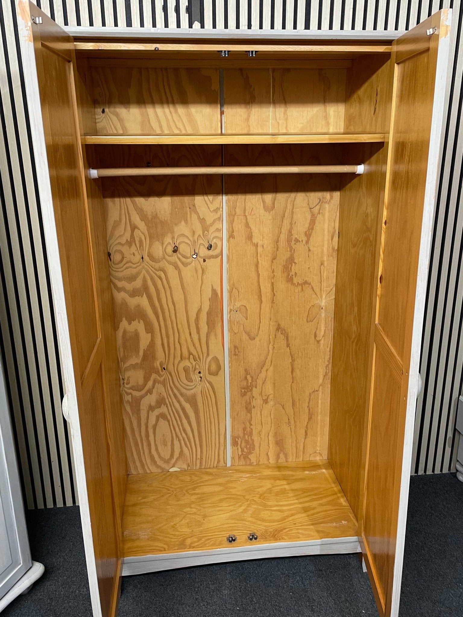 Solid pine grey white wash painted tall 2 door wardrobe  1126