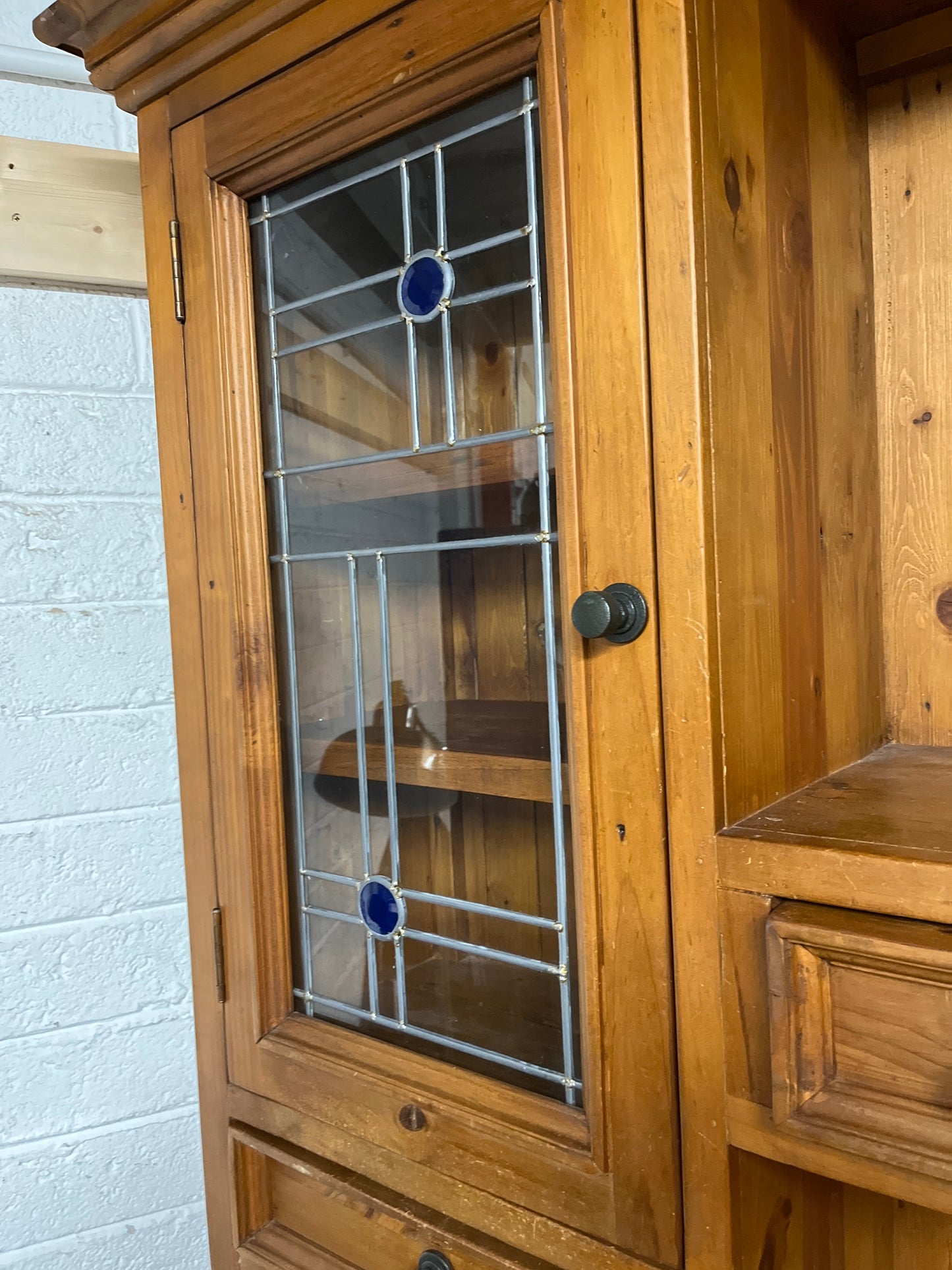 Large solid pine stained 2 glass door kitchen dresser with base storage (H 2120  x W 1660 x D 580 mm) 1225
