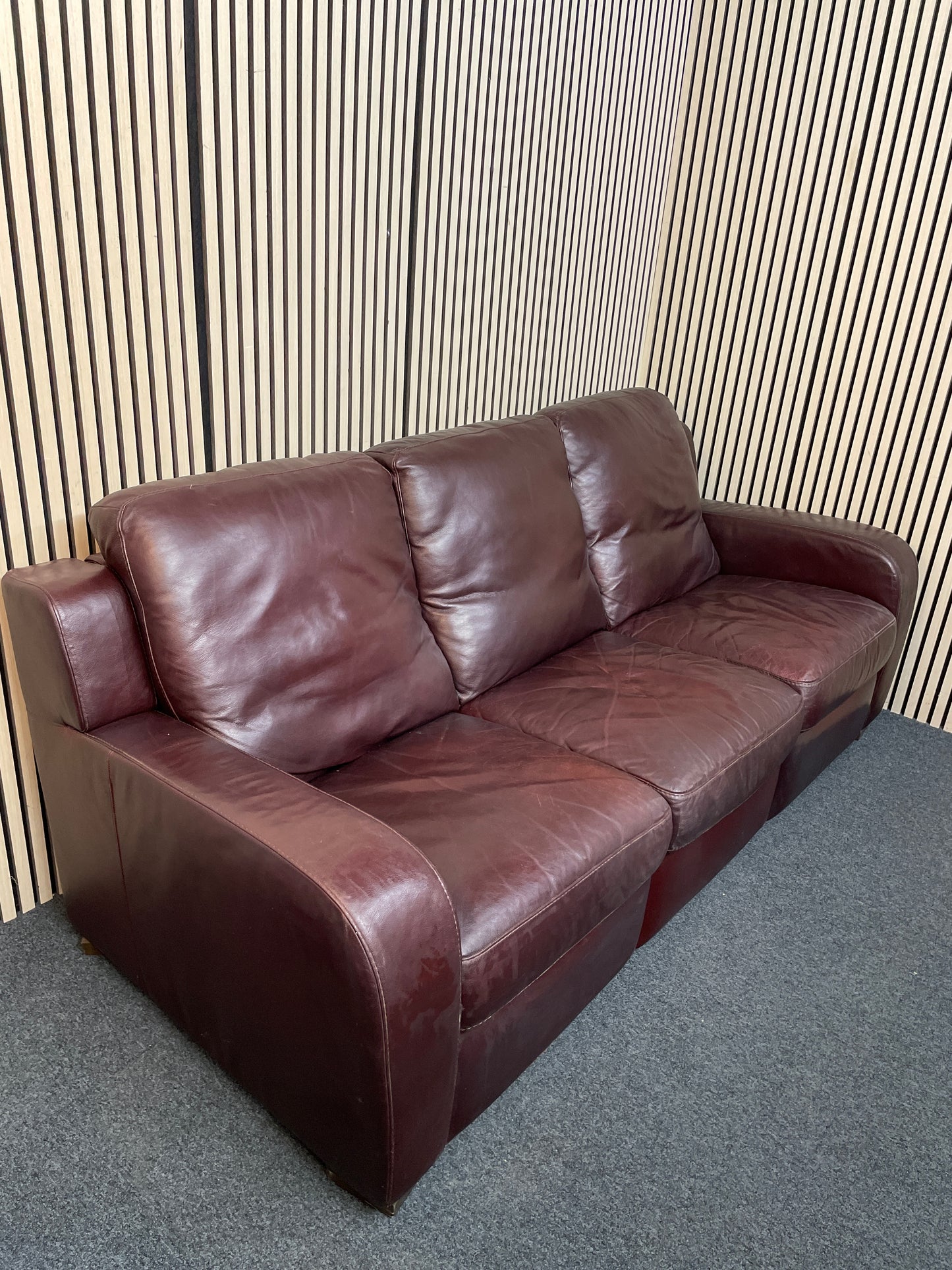 Large 3 seater soft dark brown leather recliner sofa 220Wx97D 3126