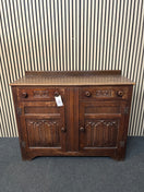Switch English oak ornate 2 door 2 drawer sideboard (H 97 x W 120 x D 48 cm) 3126 2 image
