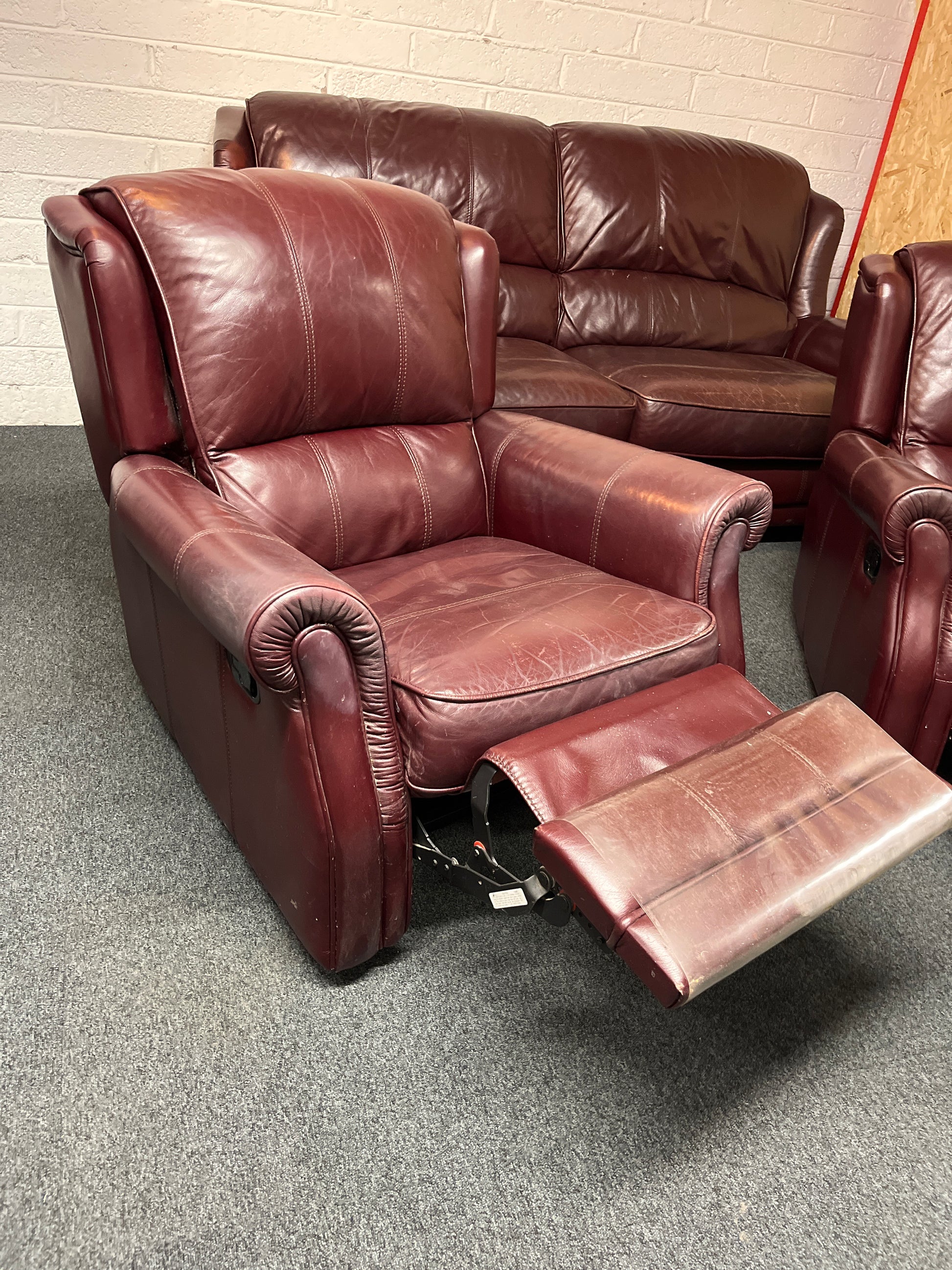 3+1+1 Real wine leather sofa suite with reclining armchairs (W 190 x D 110 cm) 3225