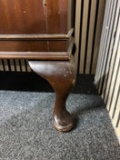 Large mahogany retro 2 door 3 drawer sideboard (H 90 x W 137 x D 50 cm) 2226
