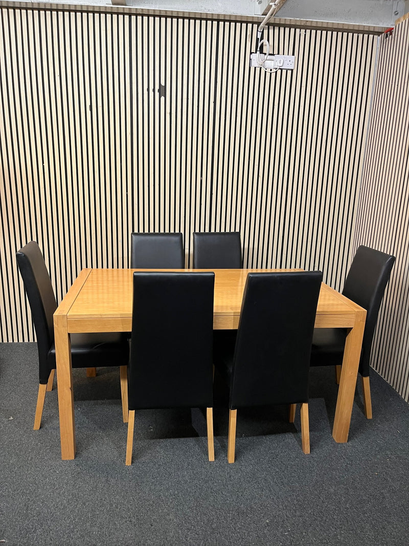 Rectangular beech dining table (L 150 x W 90 cm) with 6 black leatherette dining chairs 43505 - image 2