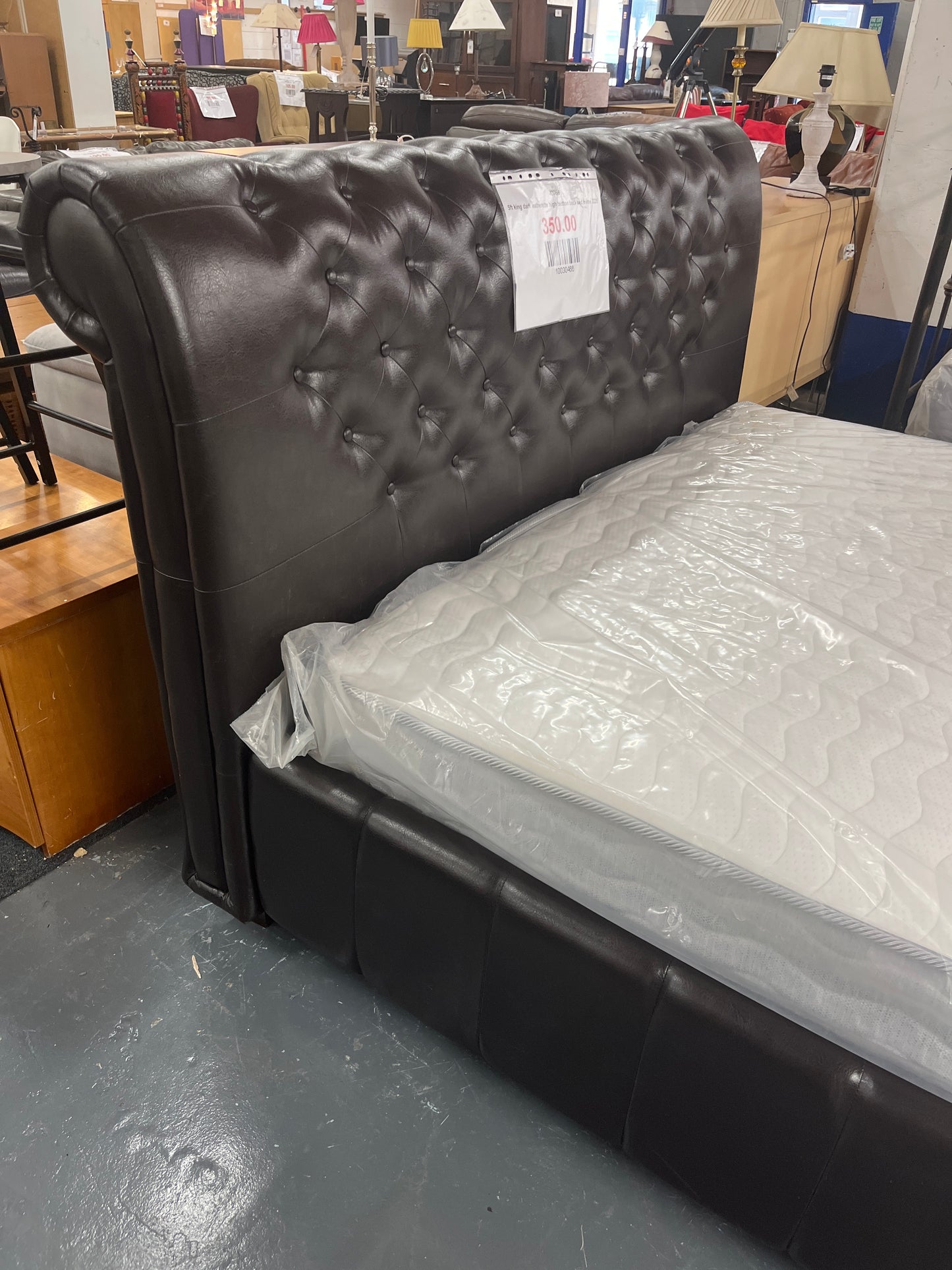 5ft king dark leatherette high button back bed frame 3225