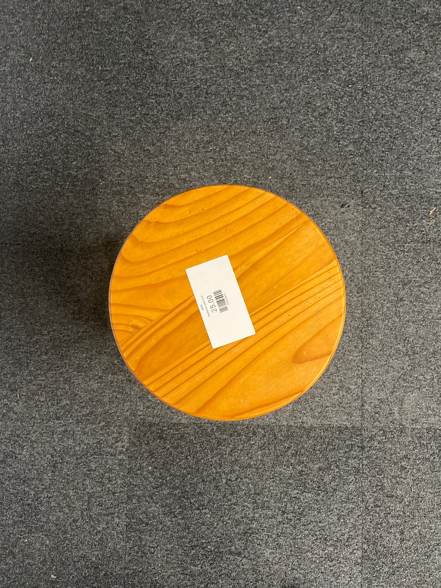 Small pine stool 3125