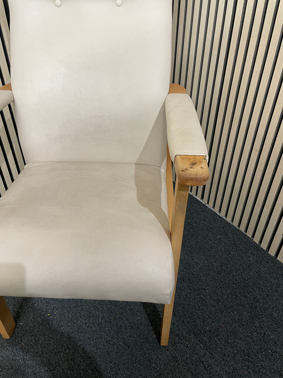 Cream leather high orthopedic chair, solid arms  2425