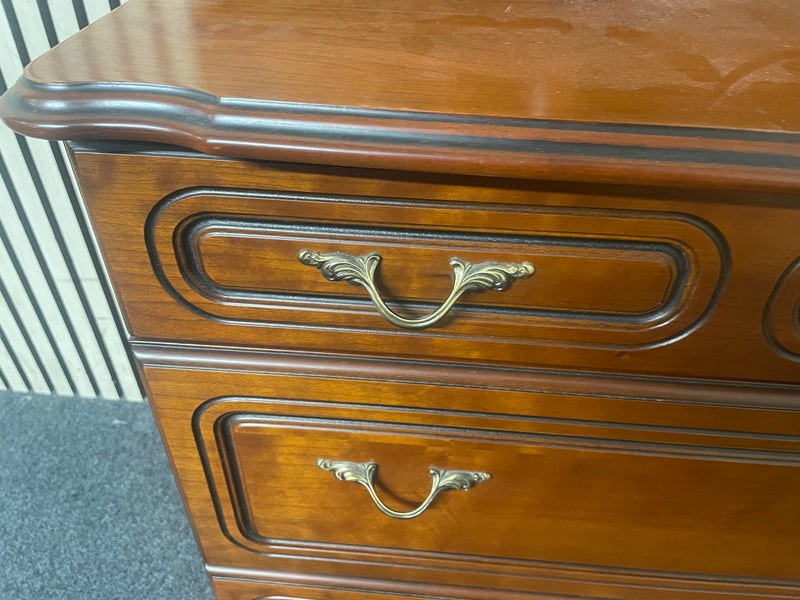Rossmore mahogany 5 drawer chest with pivot mirror (H 86 x W 93 x D 41 cm)  44645