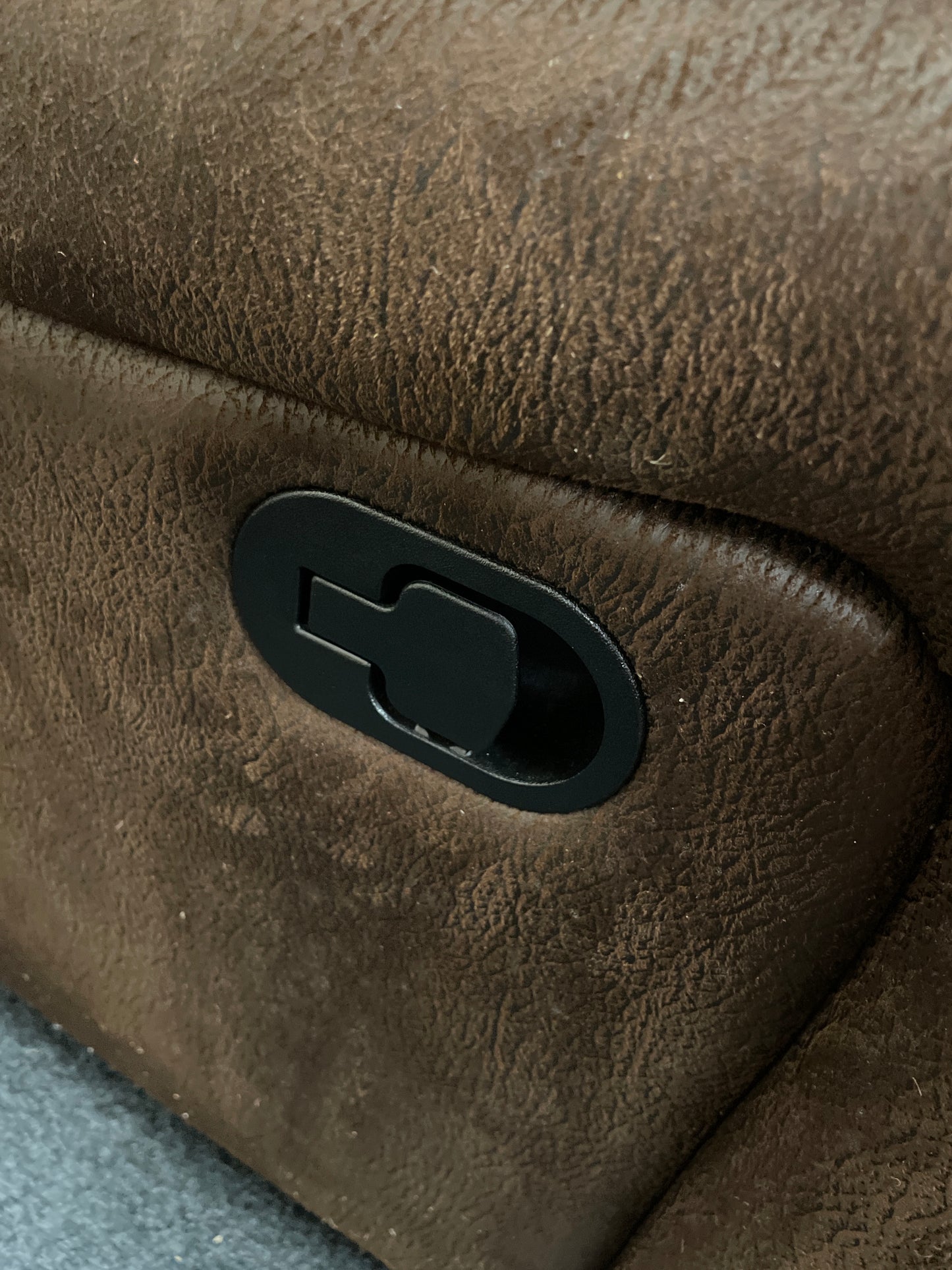 Brown Suede Single Large Recliner Armchair Great Condition 1126