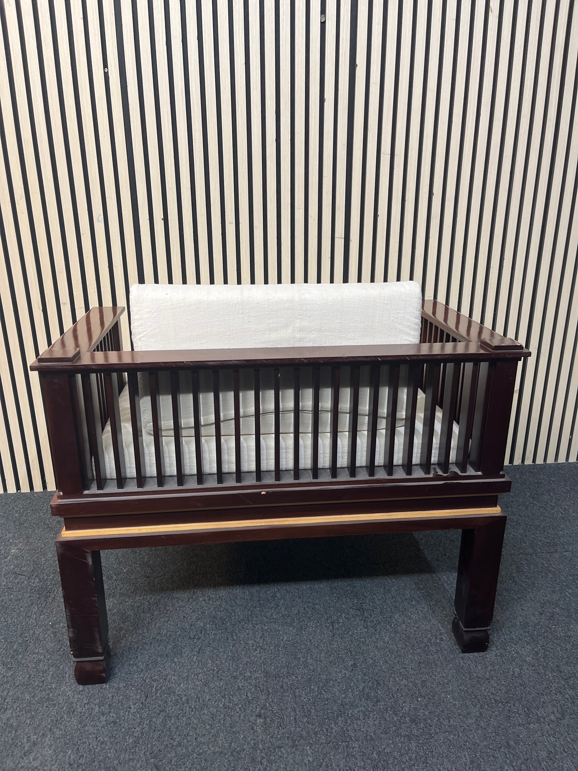 Solid wood, white cushion reception occasional armchair (W 85 cm)