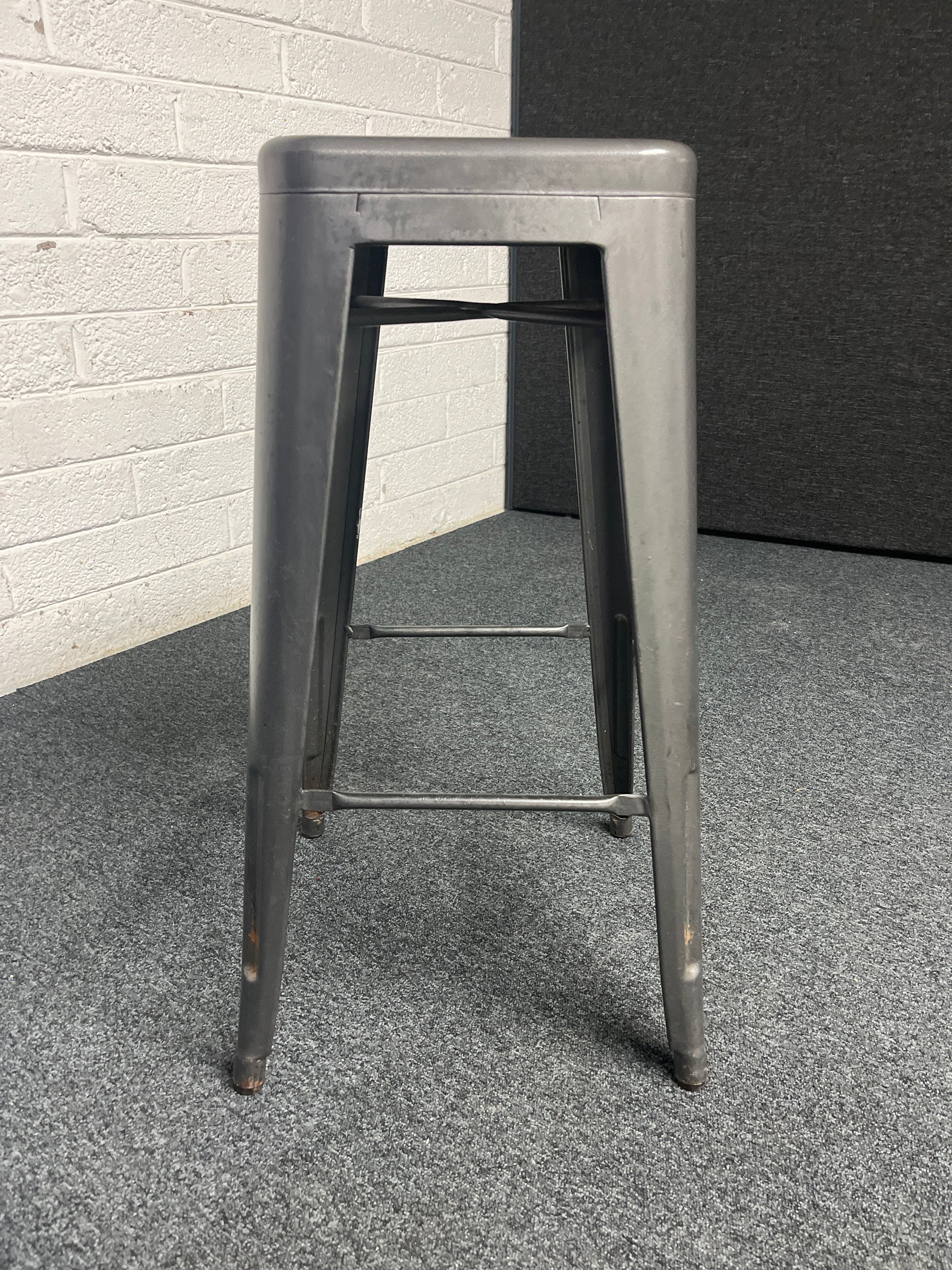 Bistro Steel High Stool in Gun Metal 4224