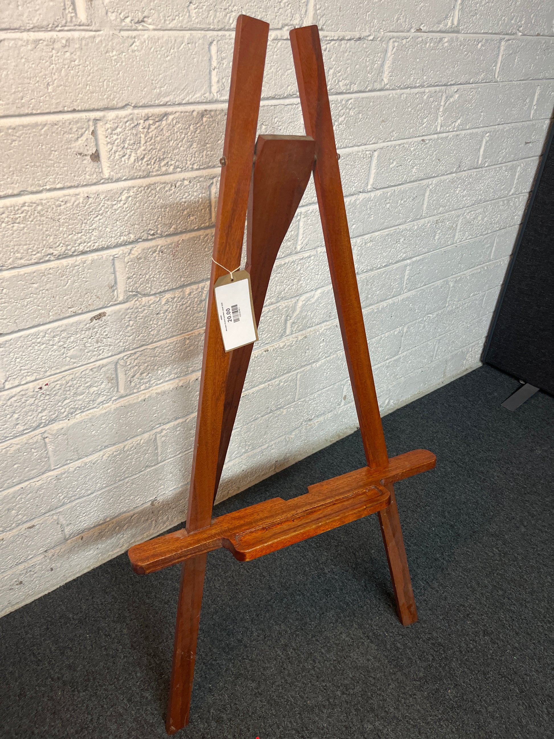 Wooden framed painters easel 3225