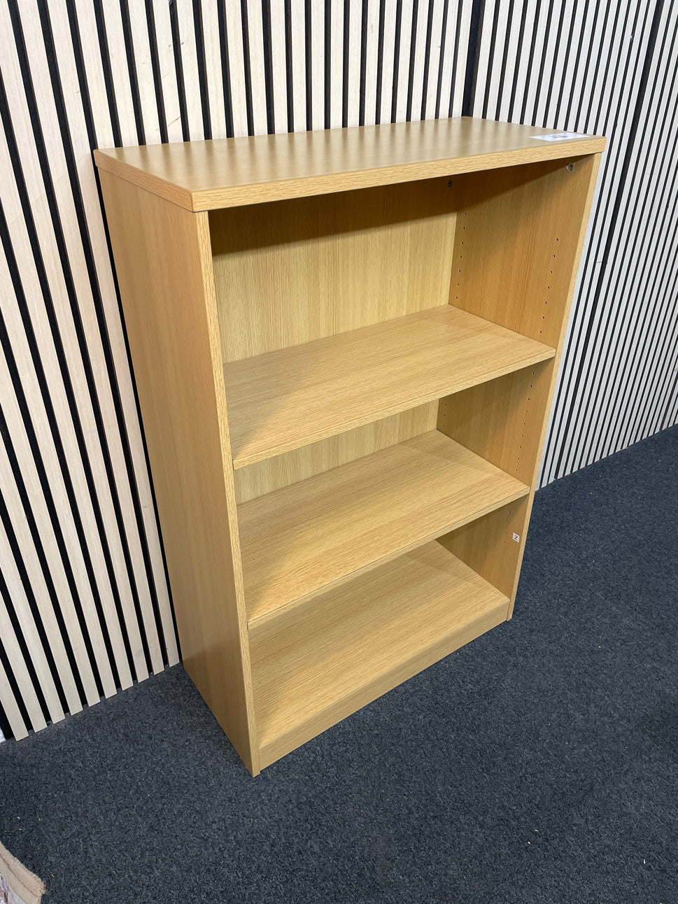 Oak laminate  medium open bookcase 80Wx36Dx120H