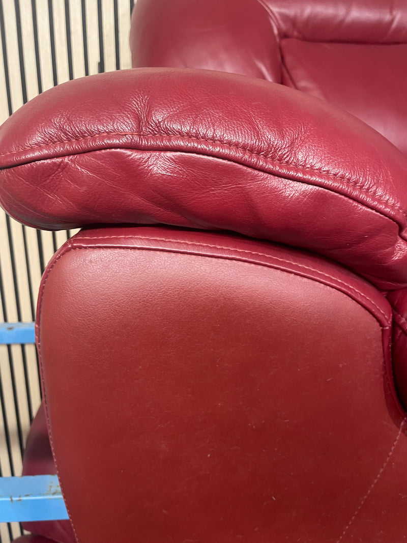Modern 3+2 seater sofa in burgundy leather with chrome feet.  44792