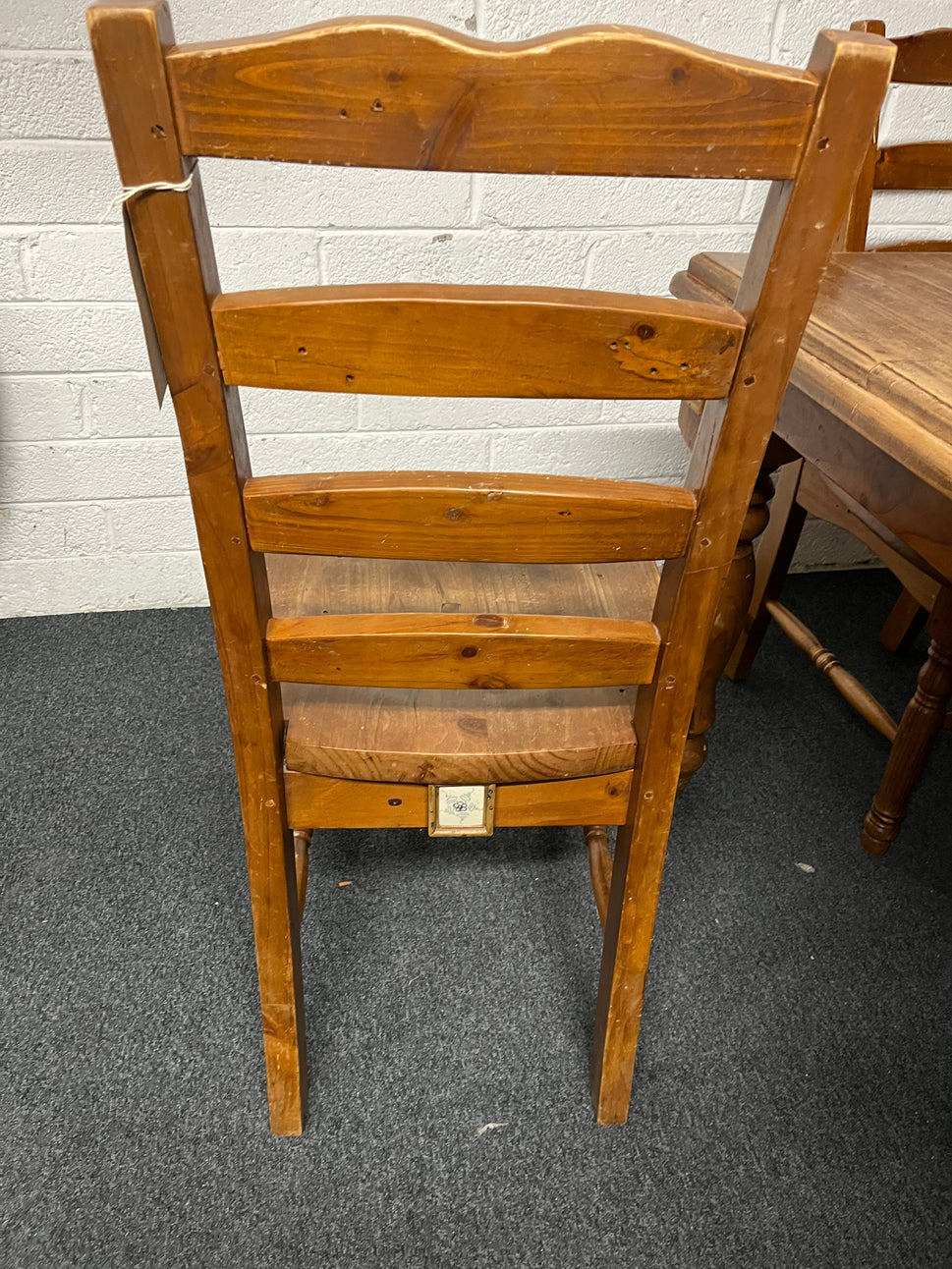 Large solid pine stained 6ft kitchen table(L 1720 x W 1050 mm) with 5 no. matching chairs  1225