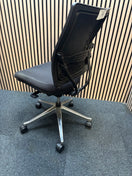 Switch Black fabric mesh back office chair second hand 3 image