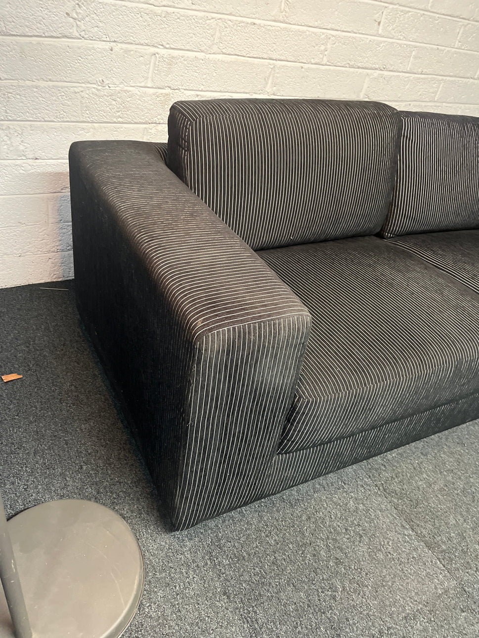 Large black fabric stripe corner sofa suite 2225