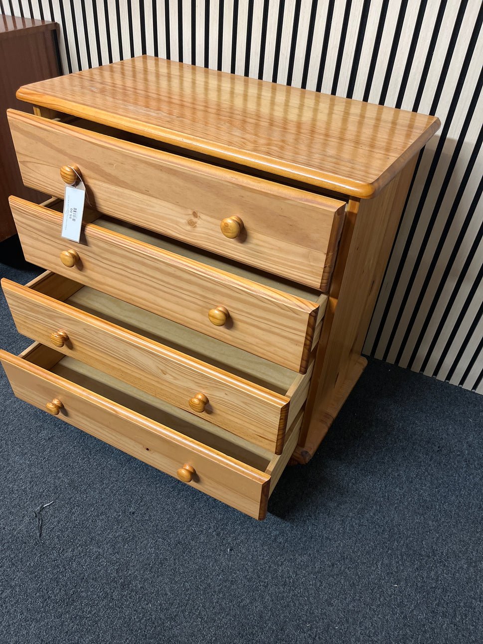Solid pine 4 drawer chest of drawers (H 80 x W 80 x D 45 cm) 2325