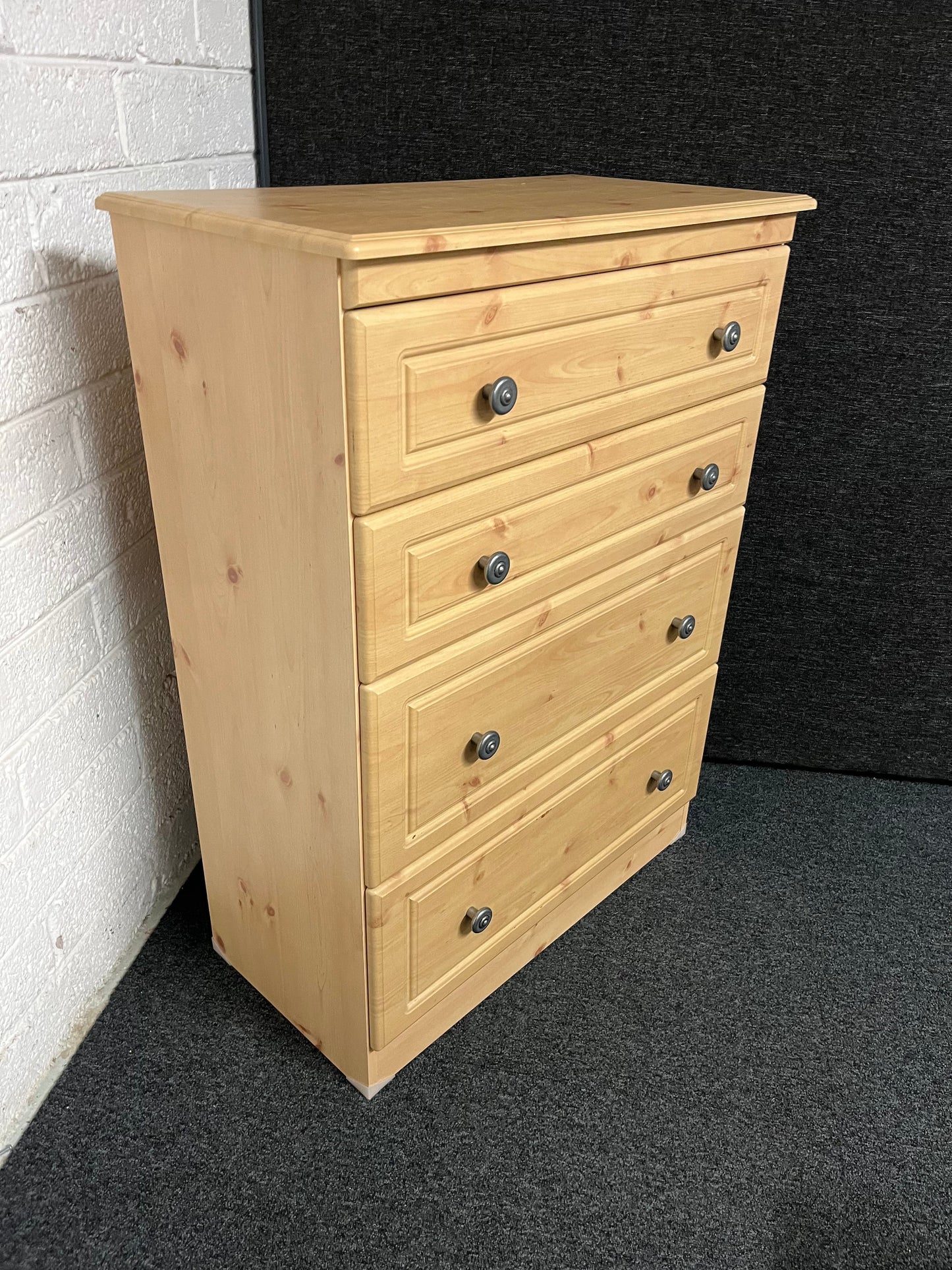 Maple 4 drawer chest of drawer (H 1050 x W 770 x D 400 mm)  1225