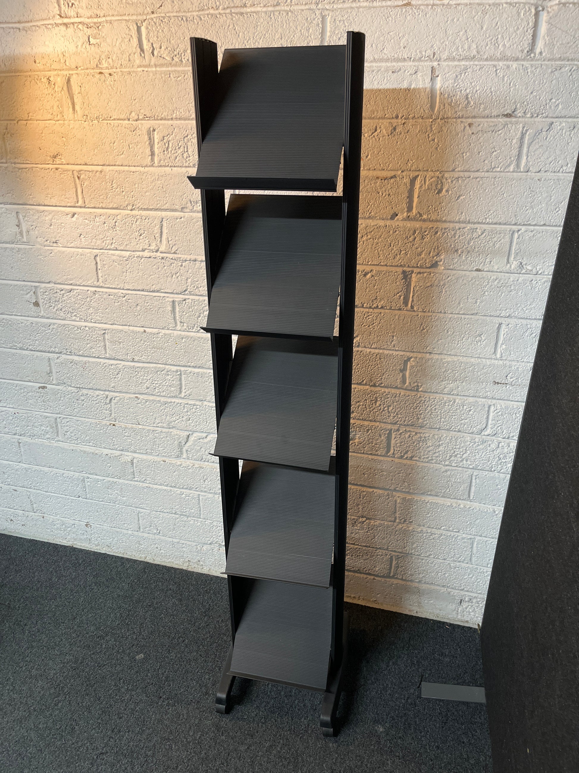 Plastic tiered display holder stand