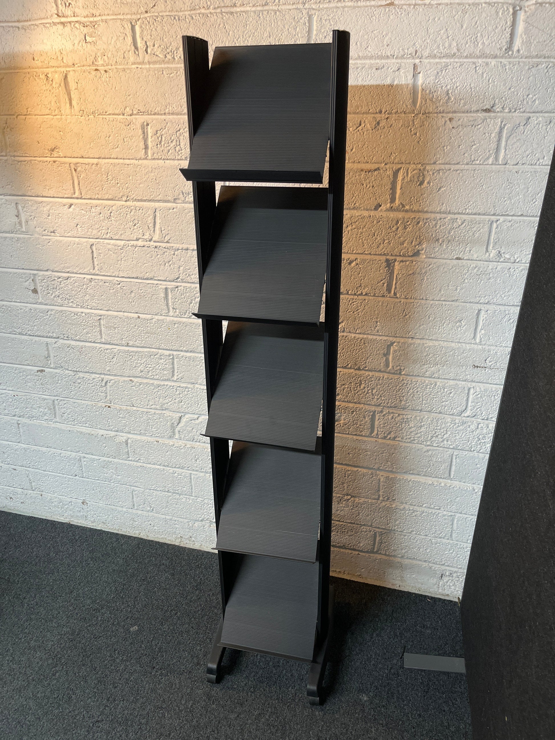 Plastic tiered display holder stand