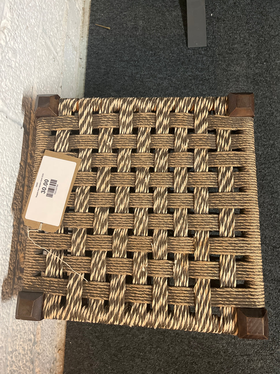 Sugain low square stool 2225