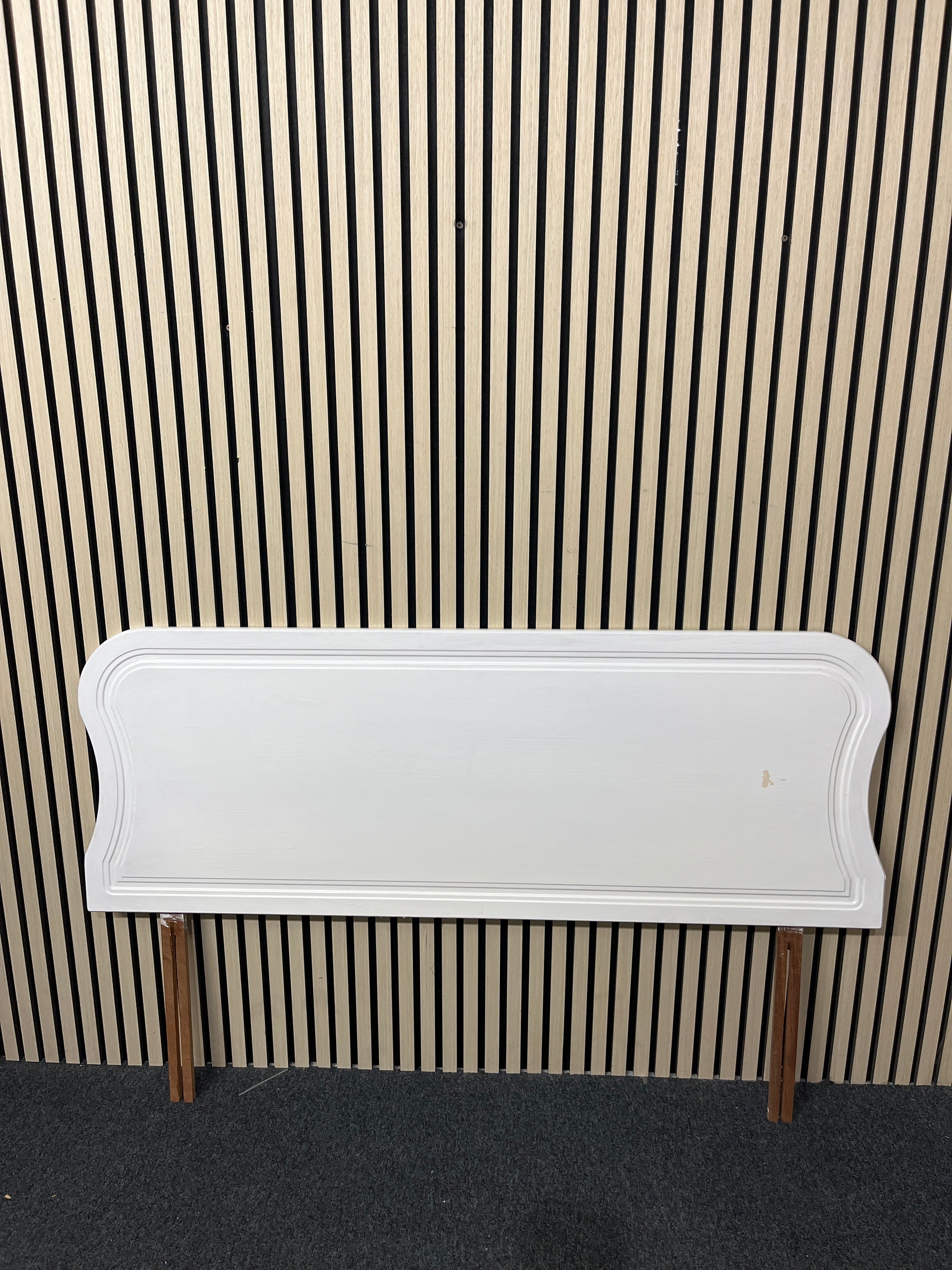 4ft 6 white solid wood headboard 3325