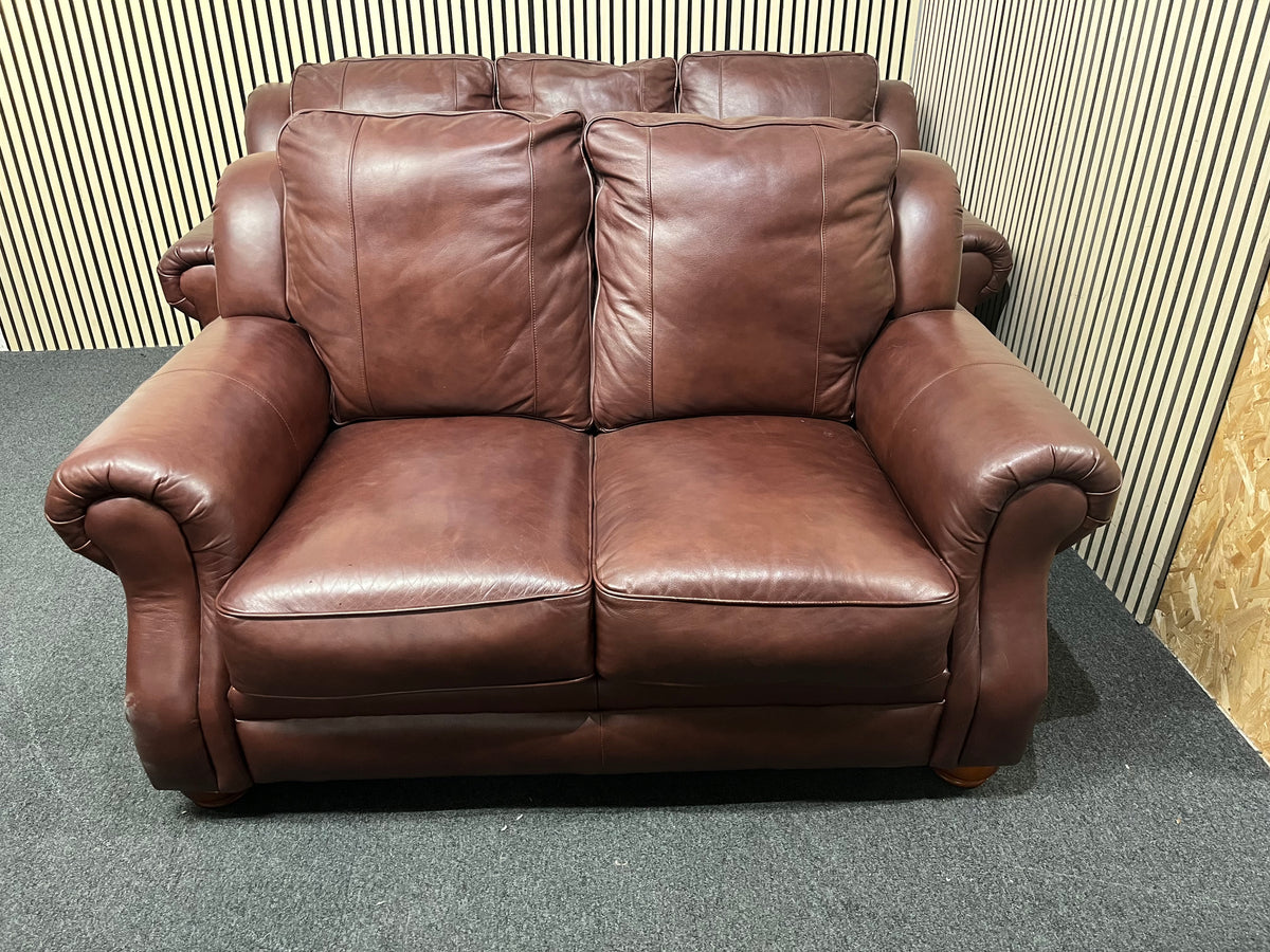 A classic dark brown leather 2+3 seater sofa suite with rolled arms  44386