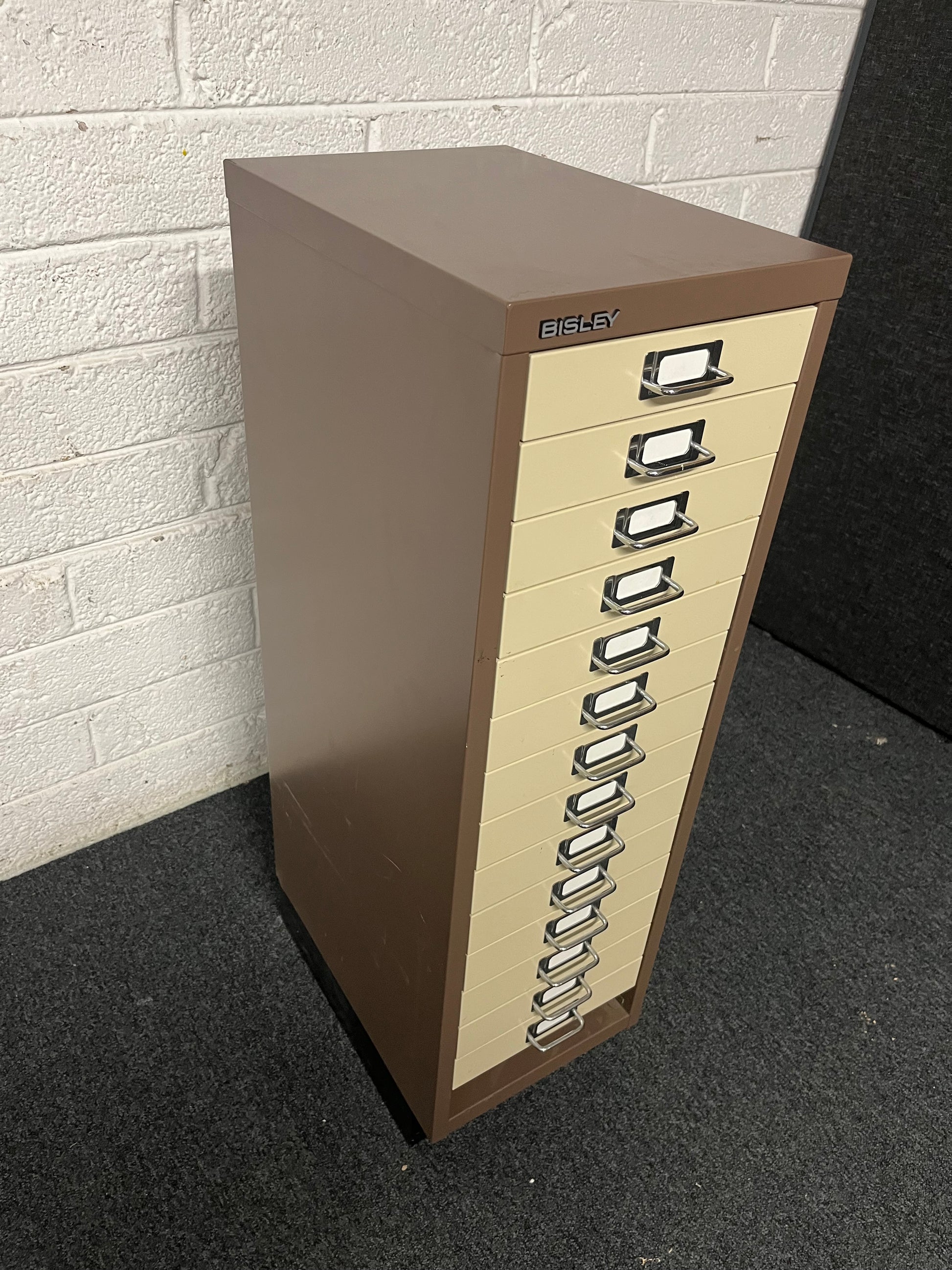 SECONDHAND 15 drawer multi filer in coffee cream