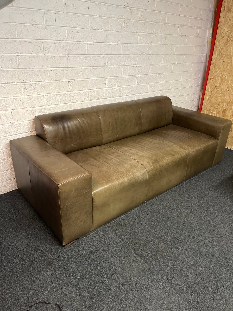 Large 3 seater olive green leather sofa 1325