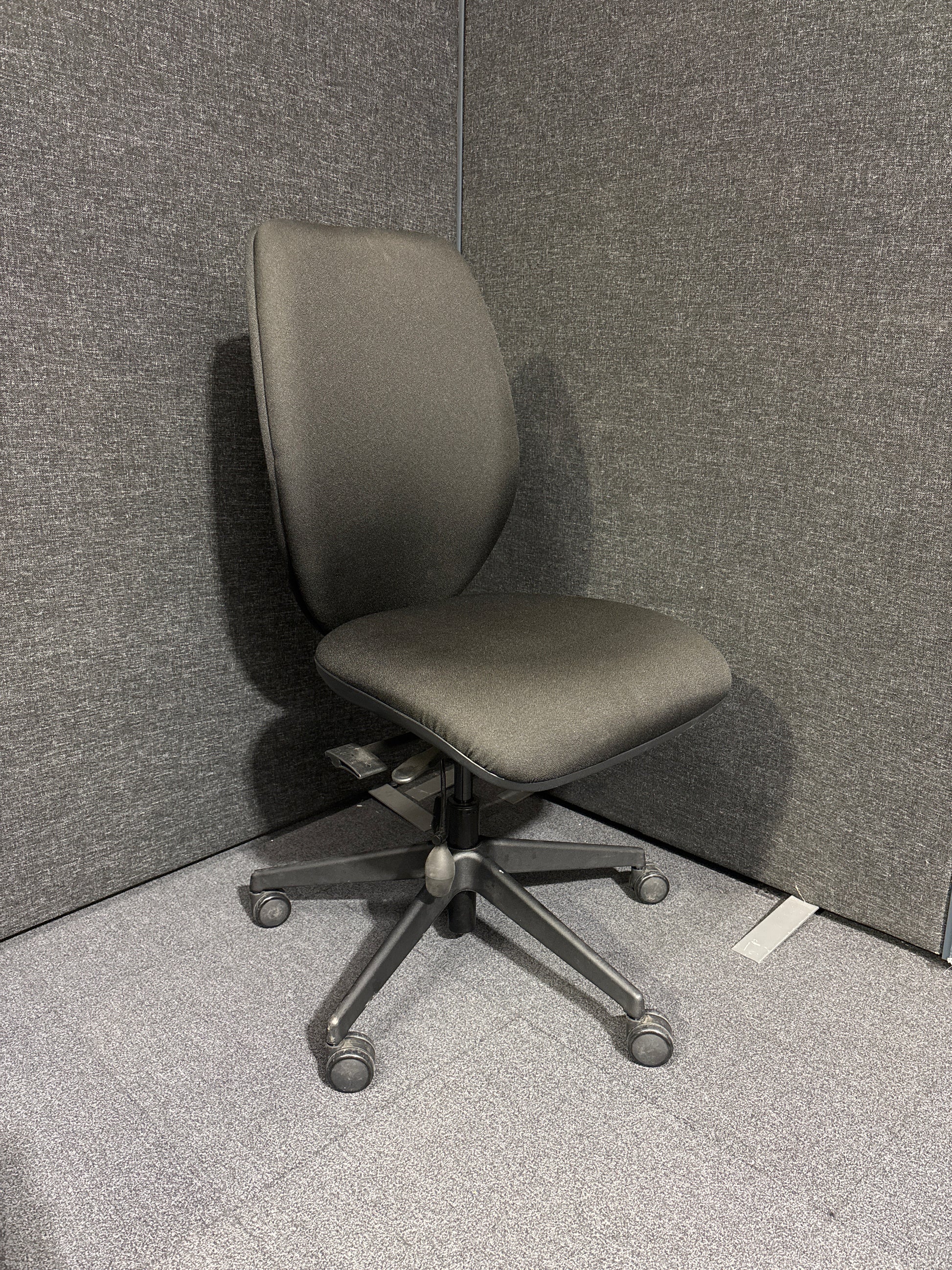 Second Hand black fabric swivel chair with no arms