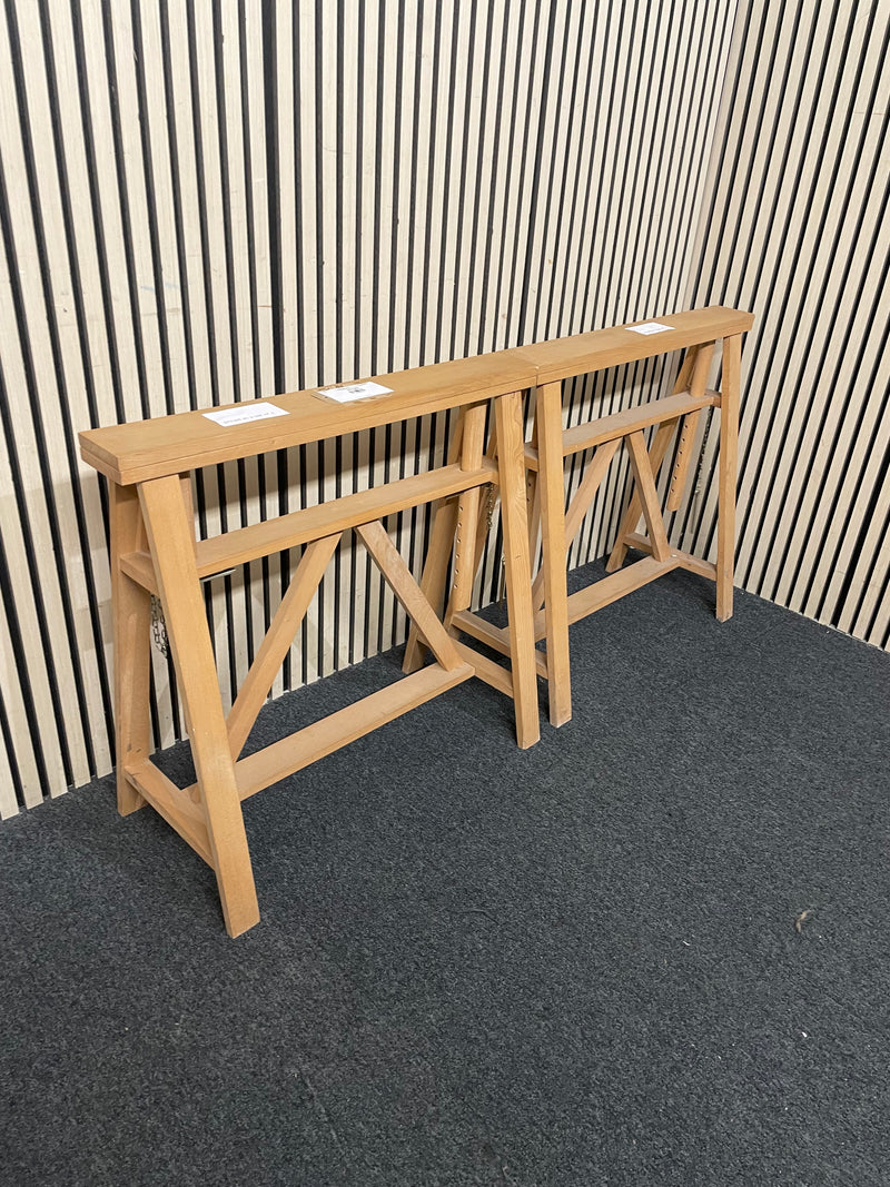 Adjustable pine sawhorse (set of 2)  44678