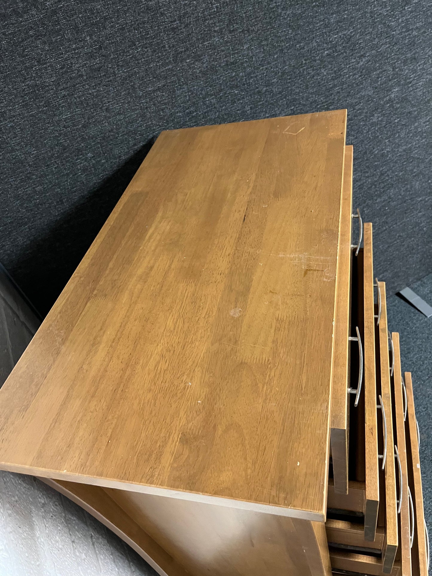 Tall Oak 5 drawer chest of drawers ( H 1190 x 850 x 450 mm) 1225