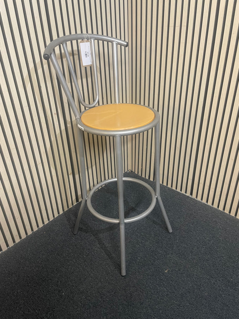 Metal framed breakfast bar stool with a beech seat  44690