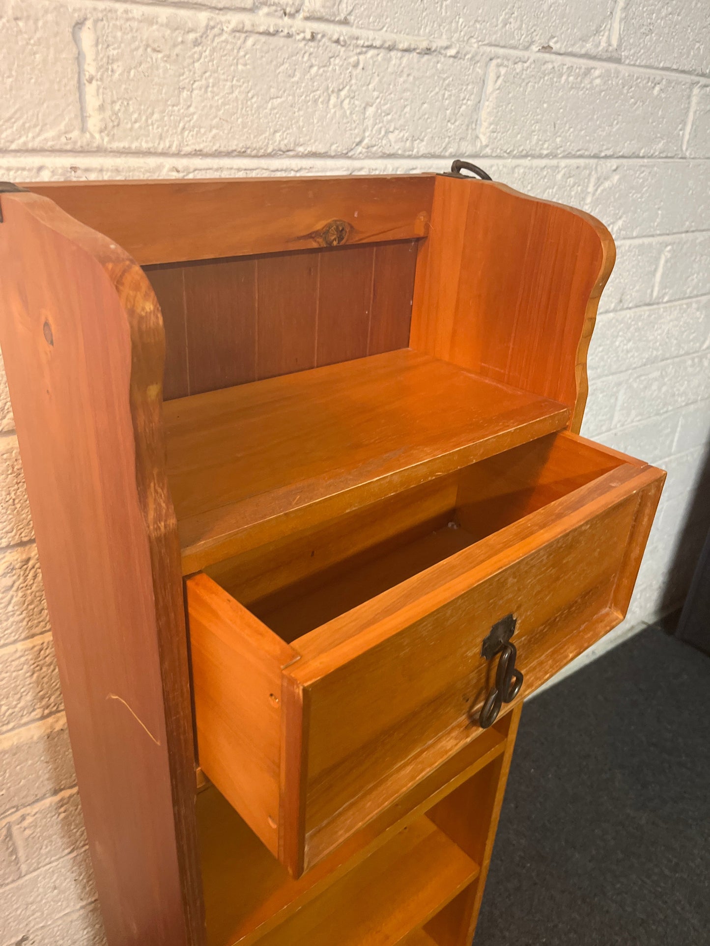 Tall slim 1 drawer pine shelf unit 2225