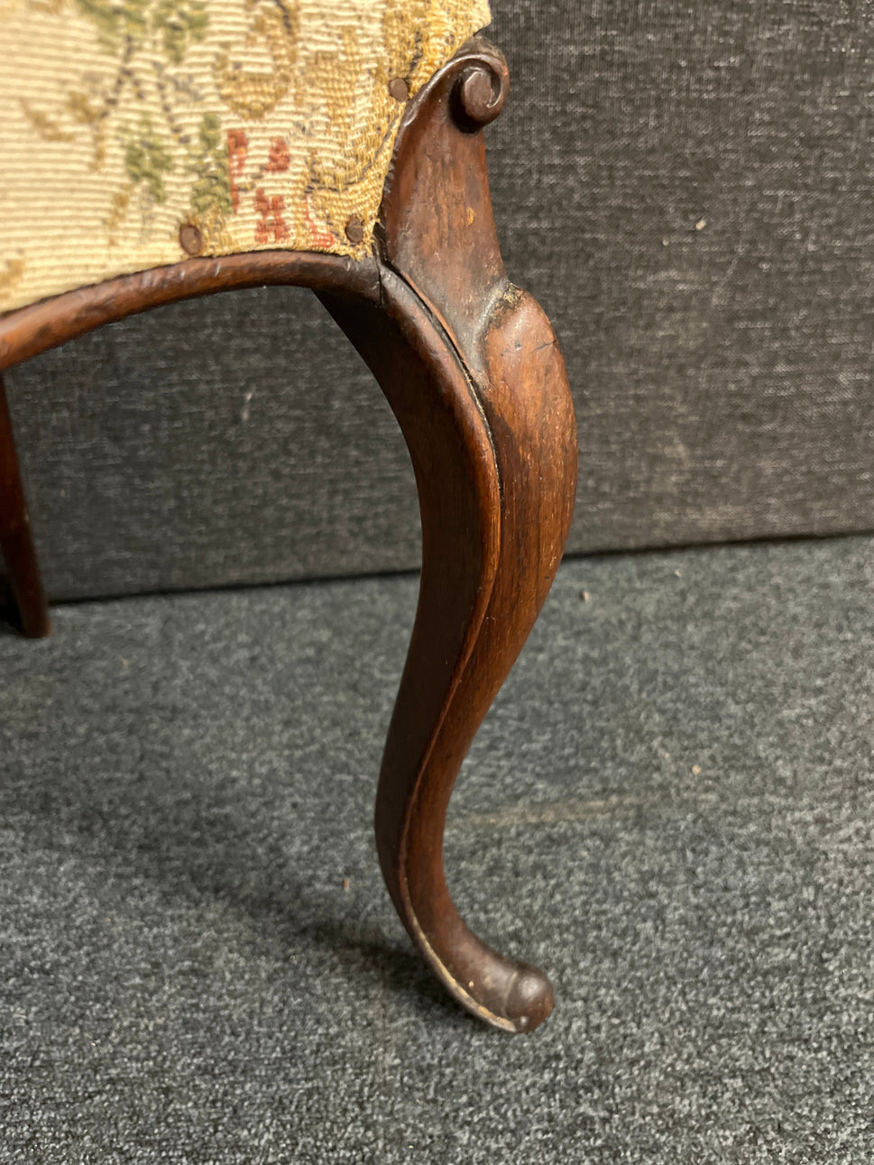 Spoon back mahogany occasional dining chair with mixed fabric seat cushion  1225