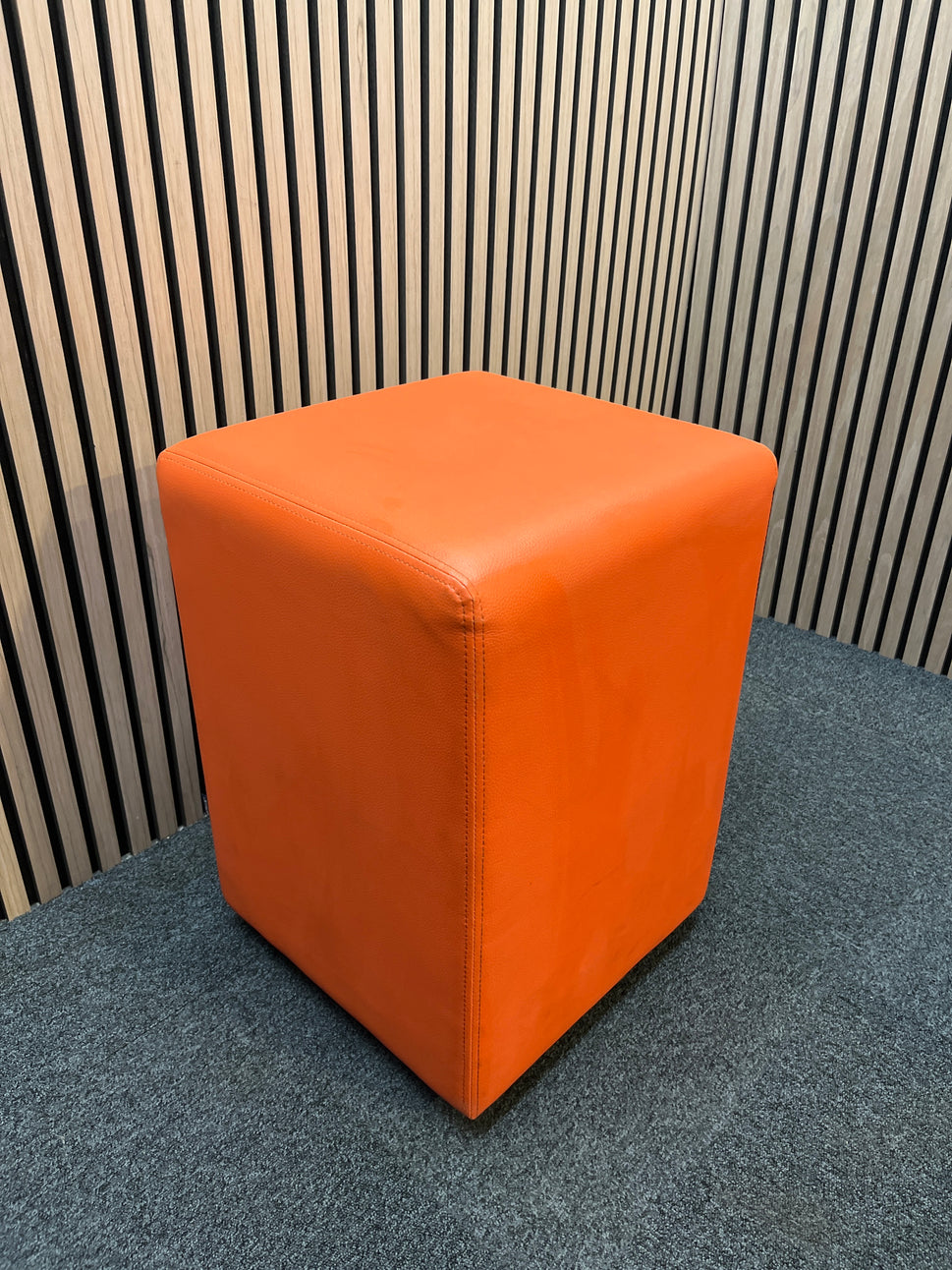 Orange leatherette soft seating cube (H 61 x W 43 x D 43 cm)