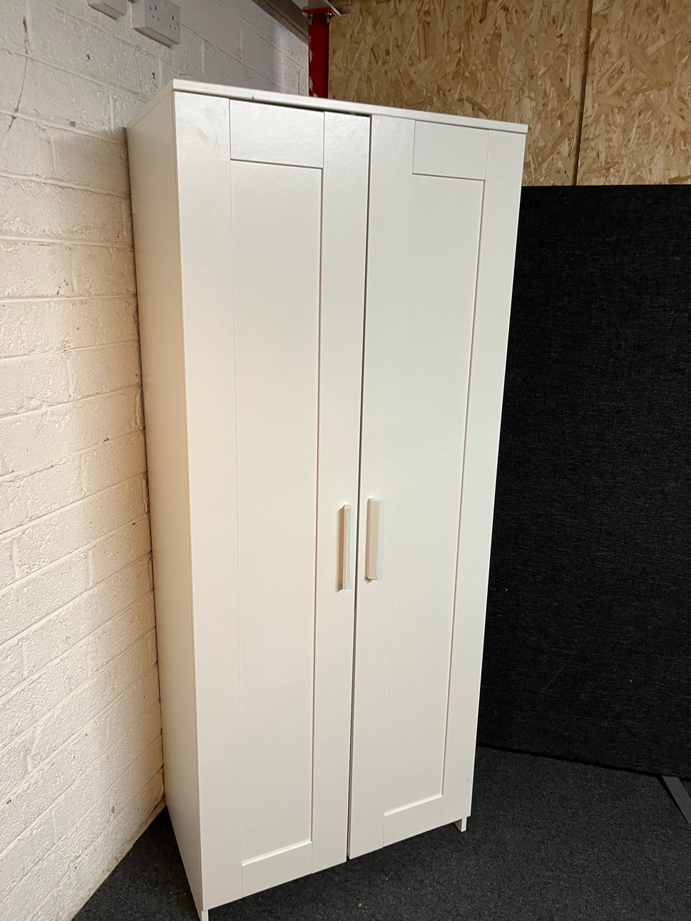 Tall 2 door white laminate wardrobe (H 190 x W 78 x D 51 cm) 2225