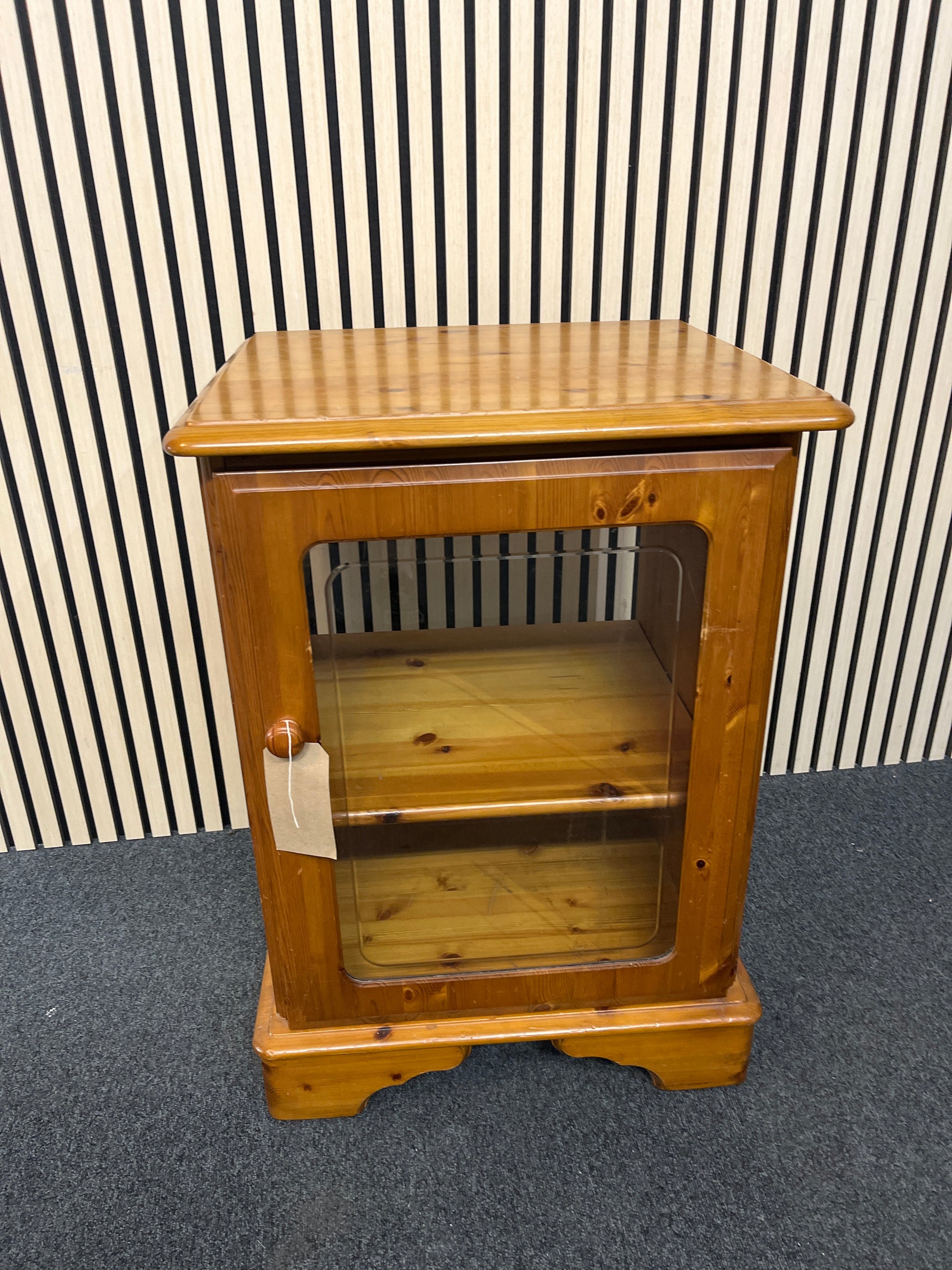 Single glass door pine sound system unit  3325