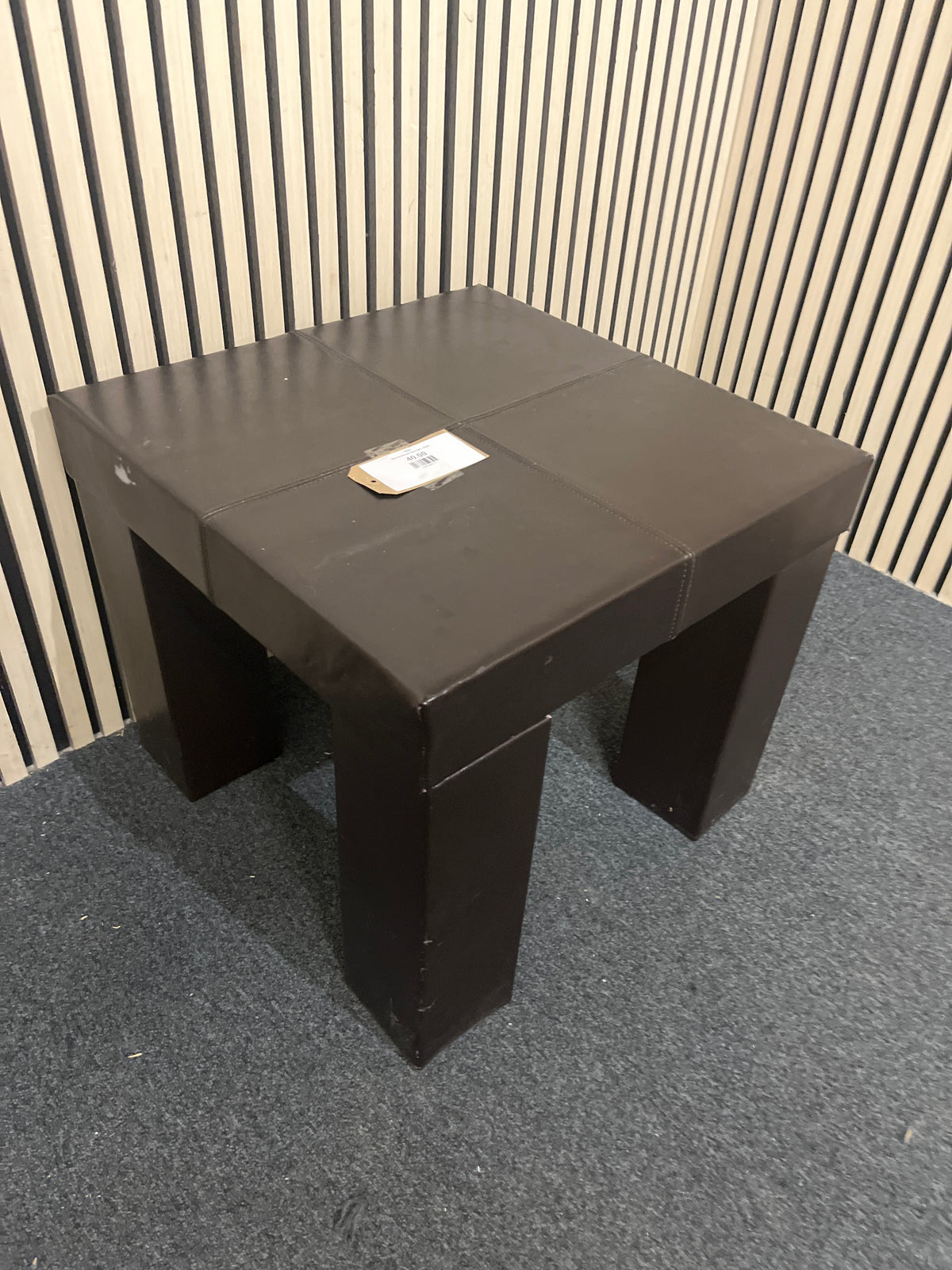 Black leatherette side table   44368