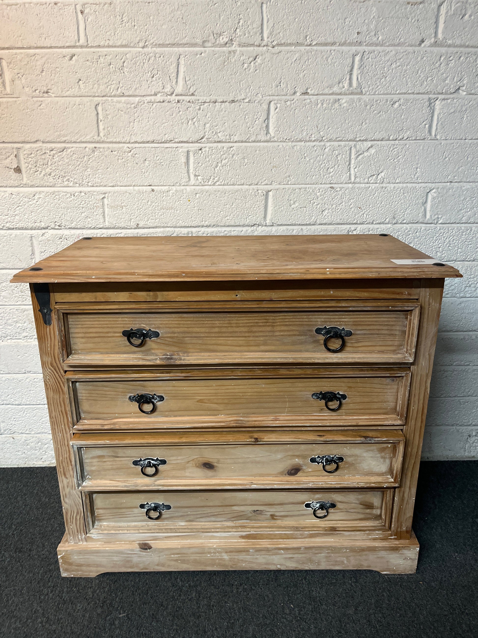 Mexican pine 4 drawer chest of drawers Noreen