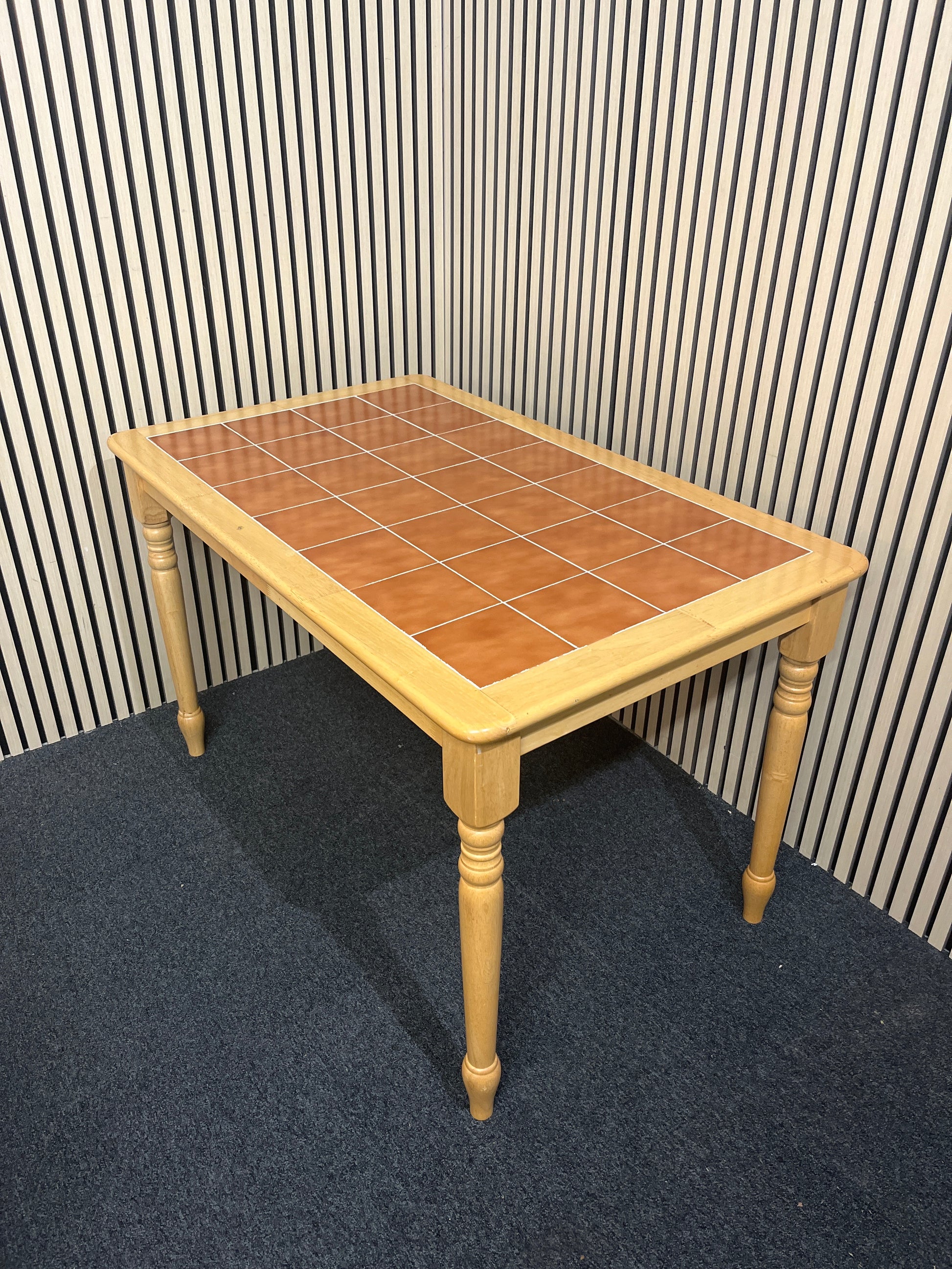 Hardwood rectangular terracotta tiled table (W 120 x L 73 cm) 3325
