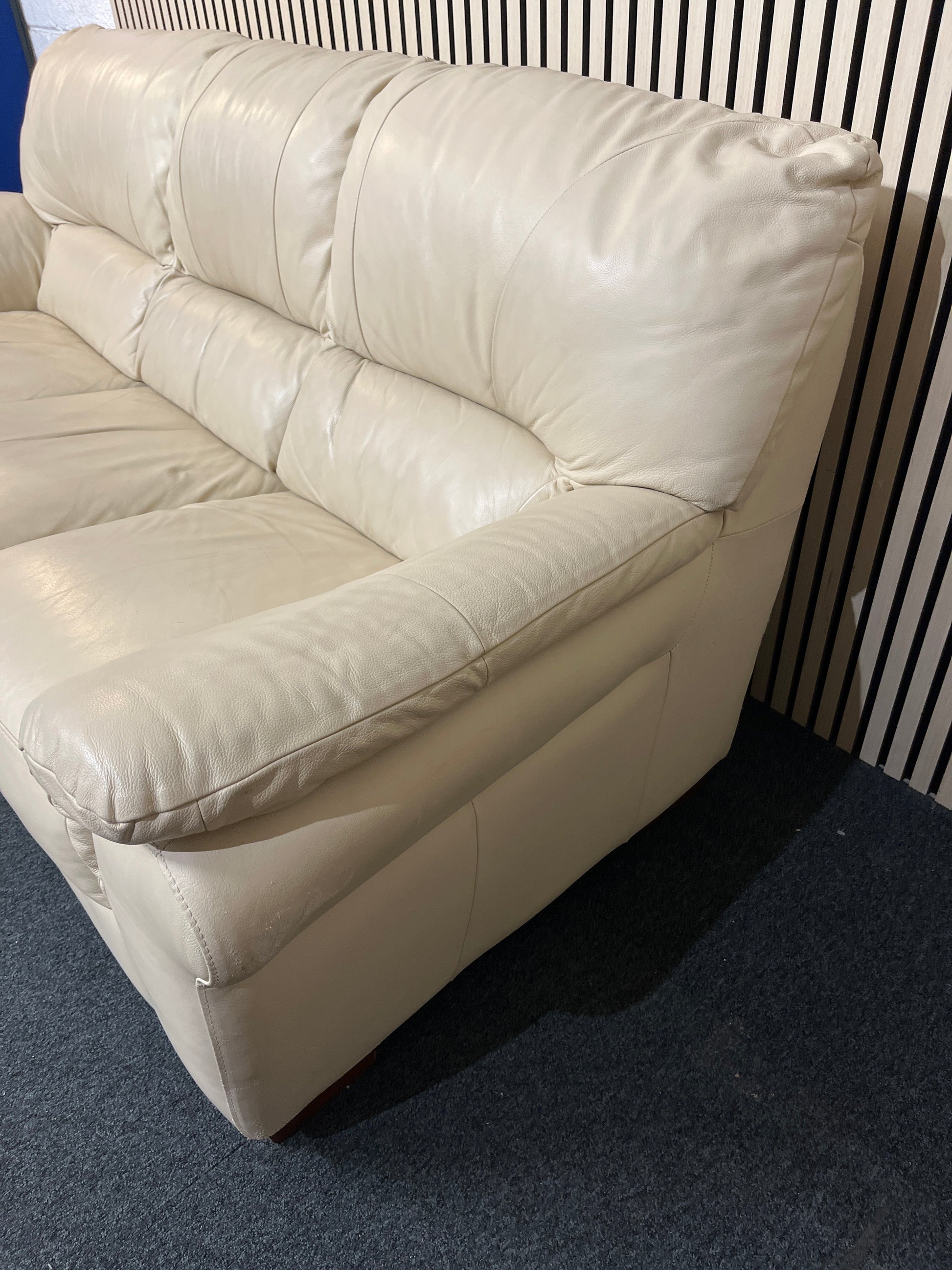 3 seater soft cream leather sofa (210 cm wide) 3325