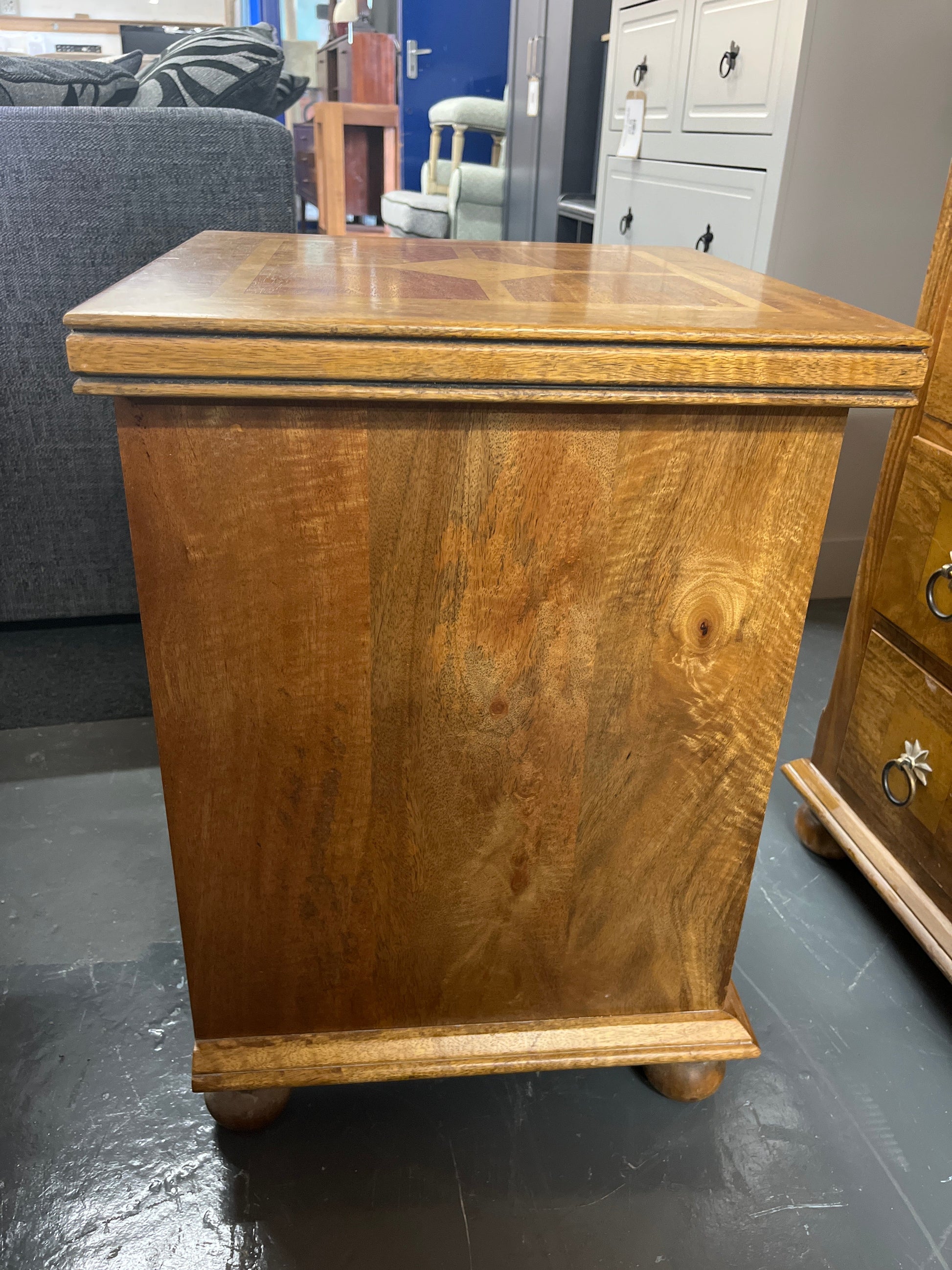 Solid Mahogany inlaid 3 drawer bedside locker.(H 65 x W 45 x D 45 cm) PART OF A SET BUT CAN BE SOLD SEPARATELY 2225