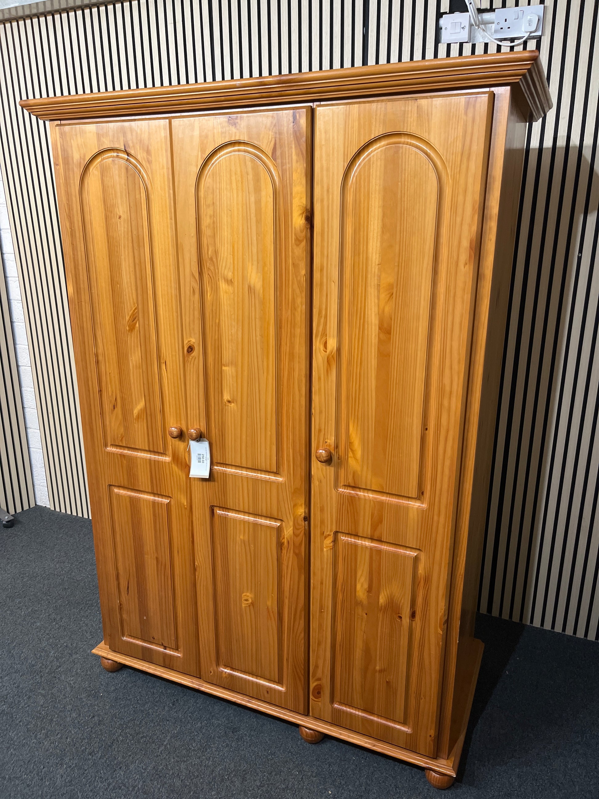 Tall 3 door natural pine wardrobe  (H 189 x W 93 x D 46 cm) 2425