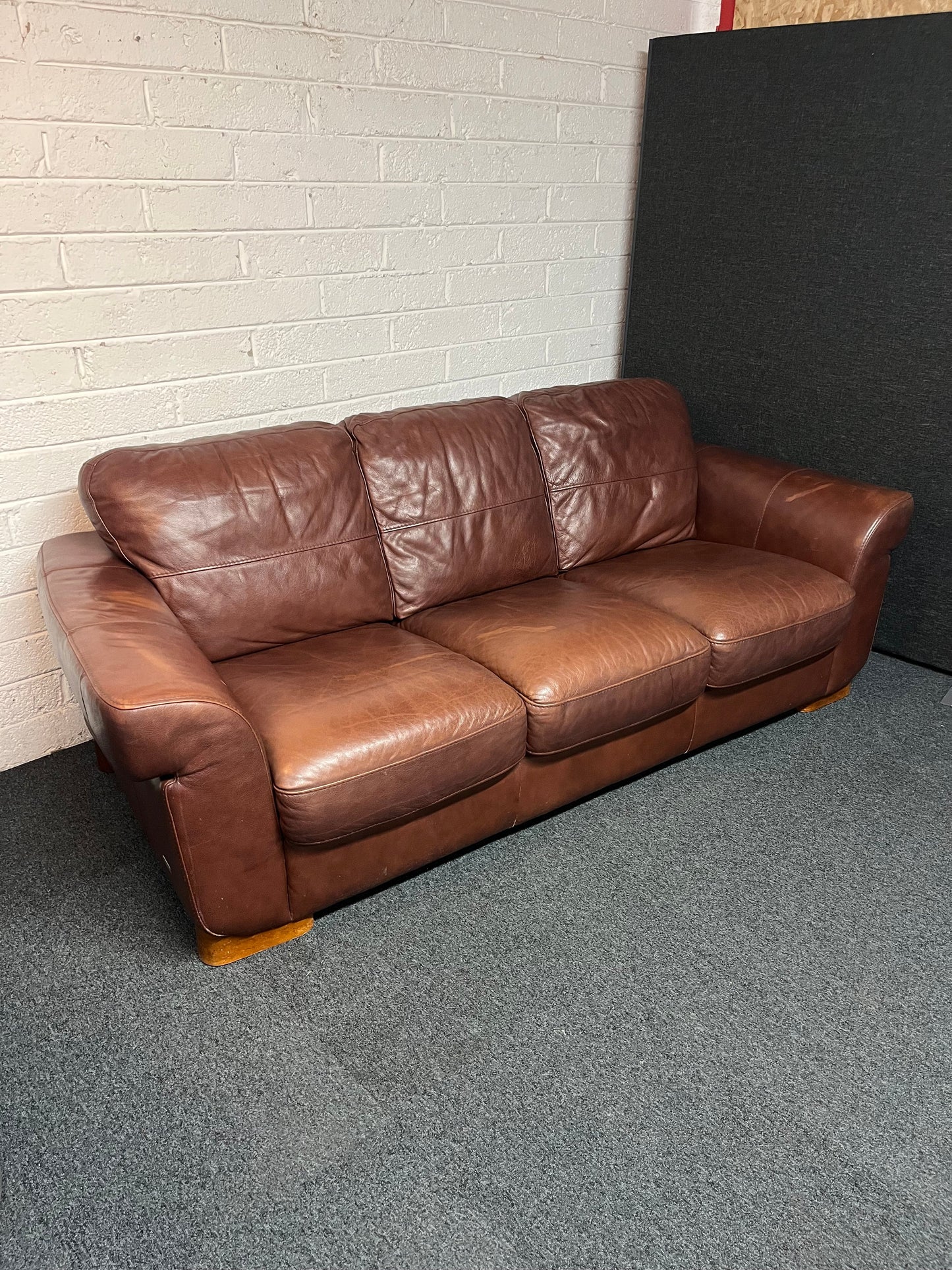 3 seater Italsofa dark brown leather sofa 2225