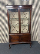 Dark mahogany wall-mounted display cabinet with decorative glazed doors (H 186 x W 100 x D 40 cm)  44785